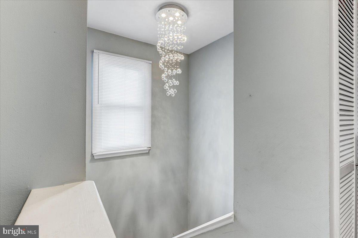 LANCASTER - Residential Lease