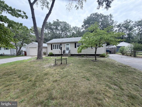 Homes For Sale - 304 Kings Lane<br/> WILLIAMSTOWN, NJ 08094