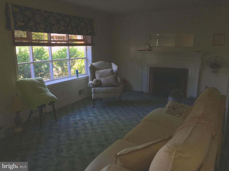 Renovation Opportunity in Kings Park!  Investor Special-Needs Work/Updating. Prime location. Minutes.to 495, 395, 66, GMU, VRE, metrobus,shops, FX schools. 5 bedrooms including large main level bedroom.  Full of trees and quiet trails. Large deck & walk out basement. Nice landscape on corner lot.  SOLD AS IS.  Hurry....