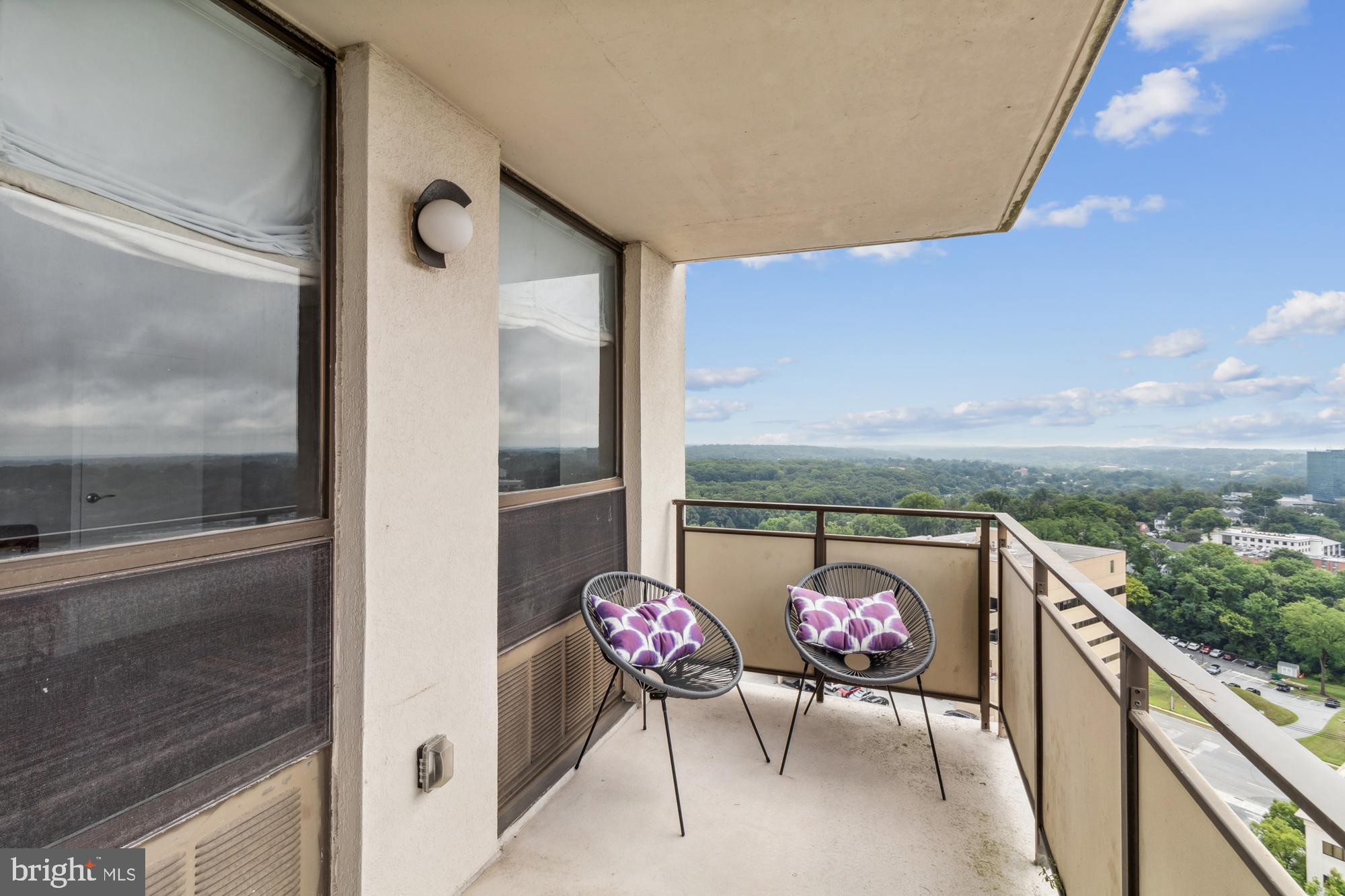 RIDGELY TOWSON CENTER - Residential