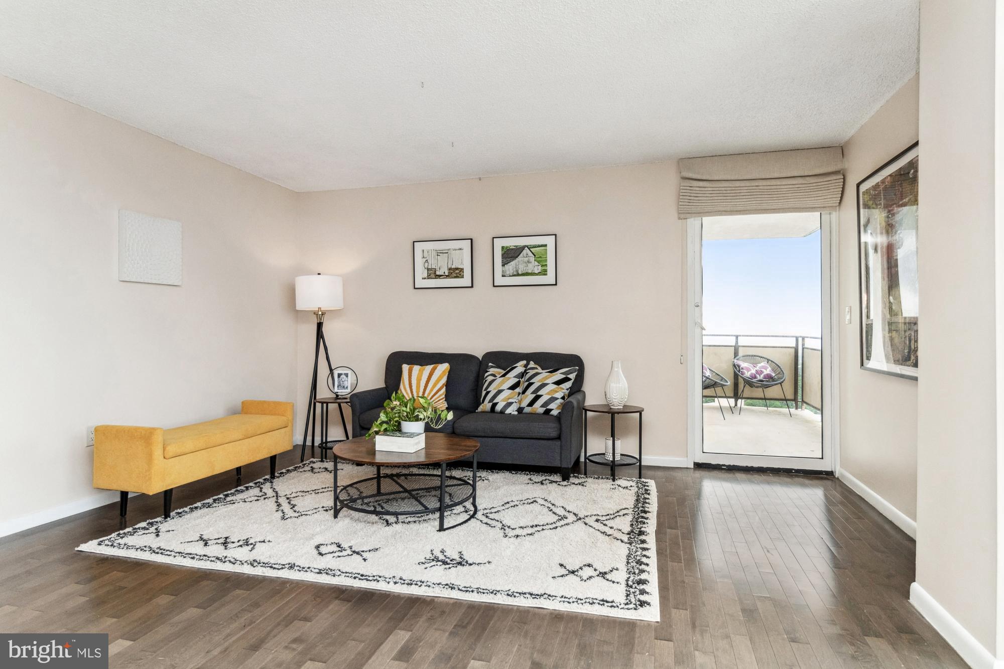 RIDGELY TOWSON CENTER - Residential