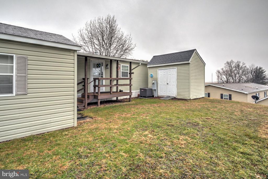 Photo of 64 Ridgewood Manor, MANHEIM, PA 17545 (MLS # PALA2082262)