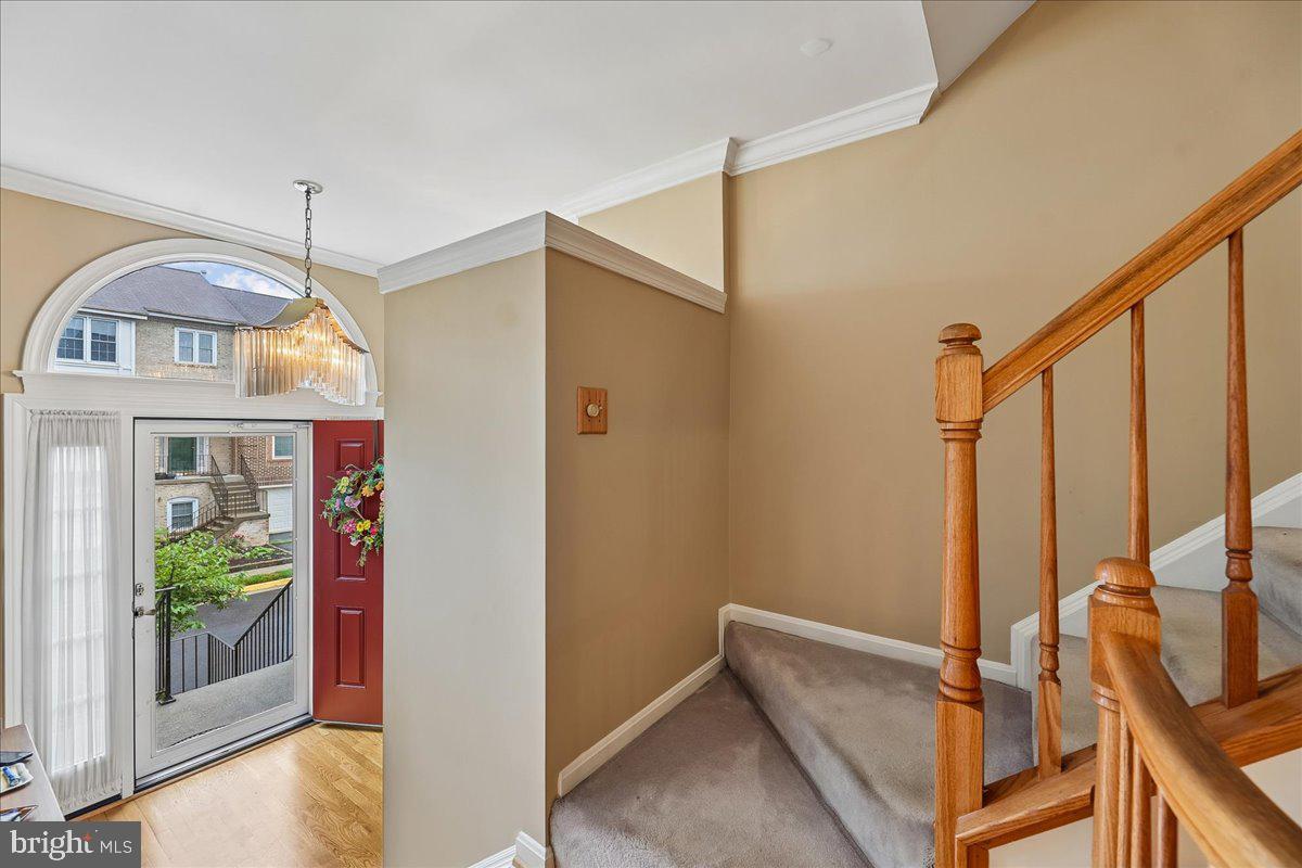 6488 SHARON KAY COURT