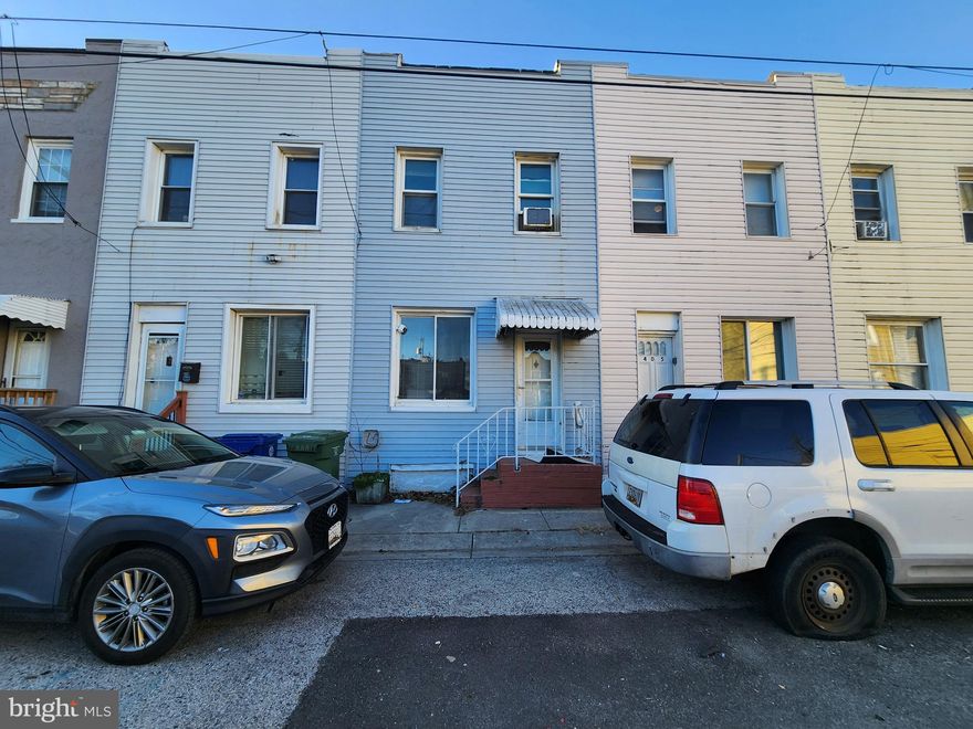 ONLINE AUCTION: Bidding begins 1/30/2026 @ 10:00 AM. Bidding ends 2/3/2026 @ 11:10 AM. List Price is Suggested Opening Bid. Deposit: $7,500.

2 Story Turn-Key Townhouse located in the Brooklyn area. 
JUST MINUTES to Cherry Hill Park, and only a short distance to the Patapsco River. 
Easy access to major traffic artery Potee St.
Property is vacant.