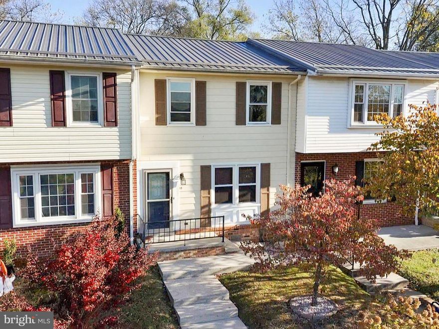 Welcome to 59 Early Ave! This two-bedroom, one-and-a-half-bath townhouse is an interior part of a well-maintained row of homes, offering a great option for personal living or rental use. The main level features a comfortable living area, eat-in kitchen, and a half bath for convenience. Upstairs, you’ll find two nicely sized bedrooms and a full bathroom. A closed-in back porch provides extra living space and a great spot for relaxing or entertaining year-round. Located close to town amenities, restaurants and more, this home offers the style and comfort you've been looking for as an investment opportunity or permanent living for yourself!