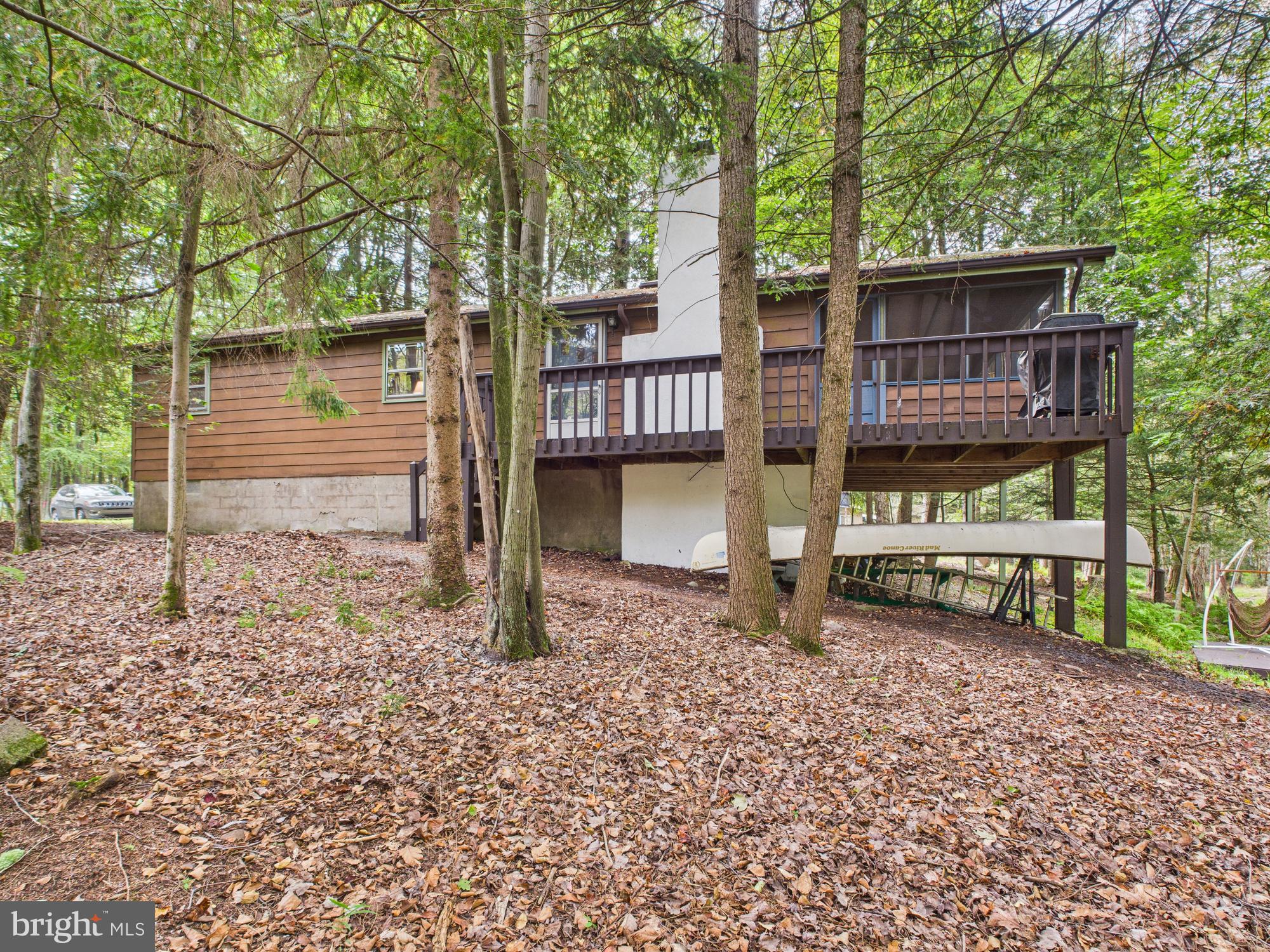 ARROWHEAD LAKE - Residential