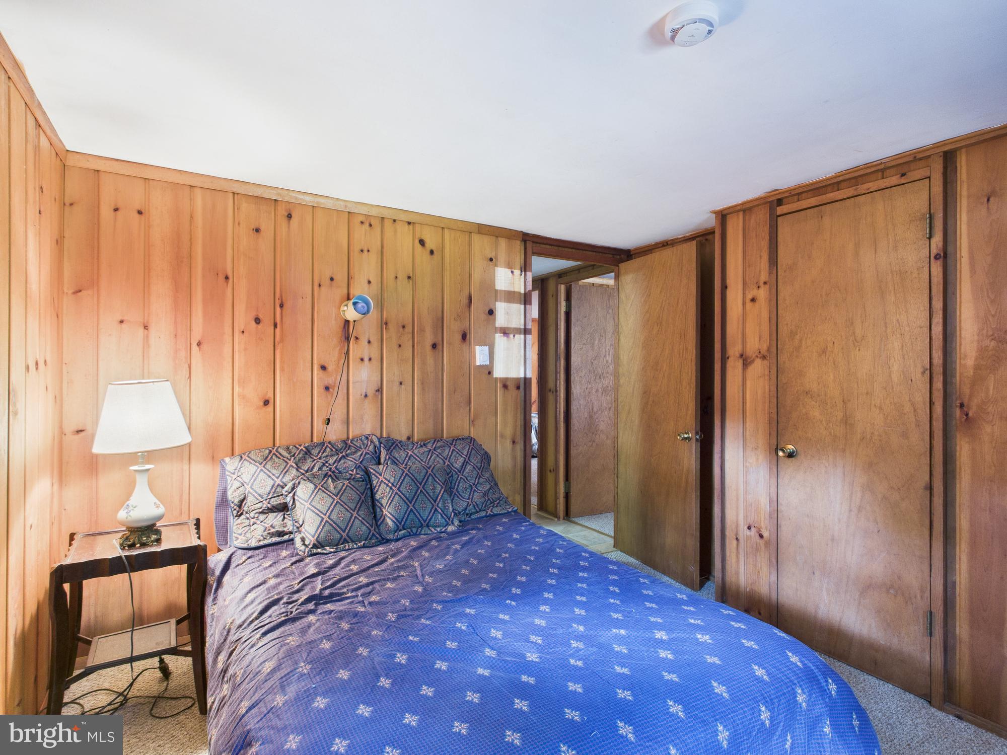 ARROWHEAD LAKE - Residential