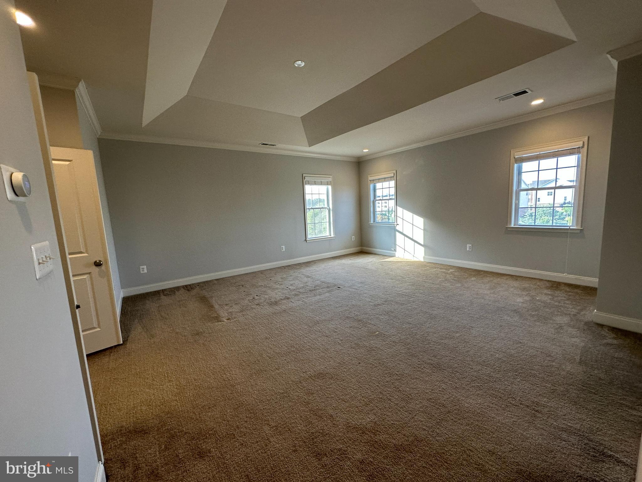 LOUDOUN VALLEY ESTATES 2 - Residential Lease