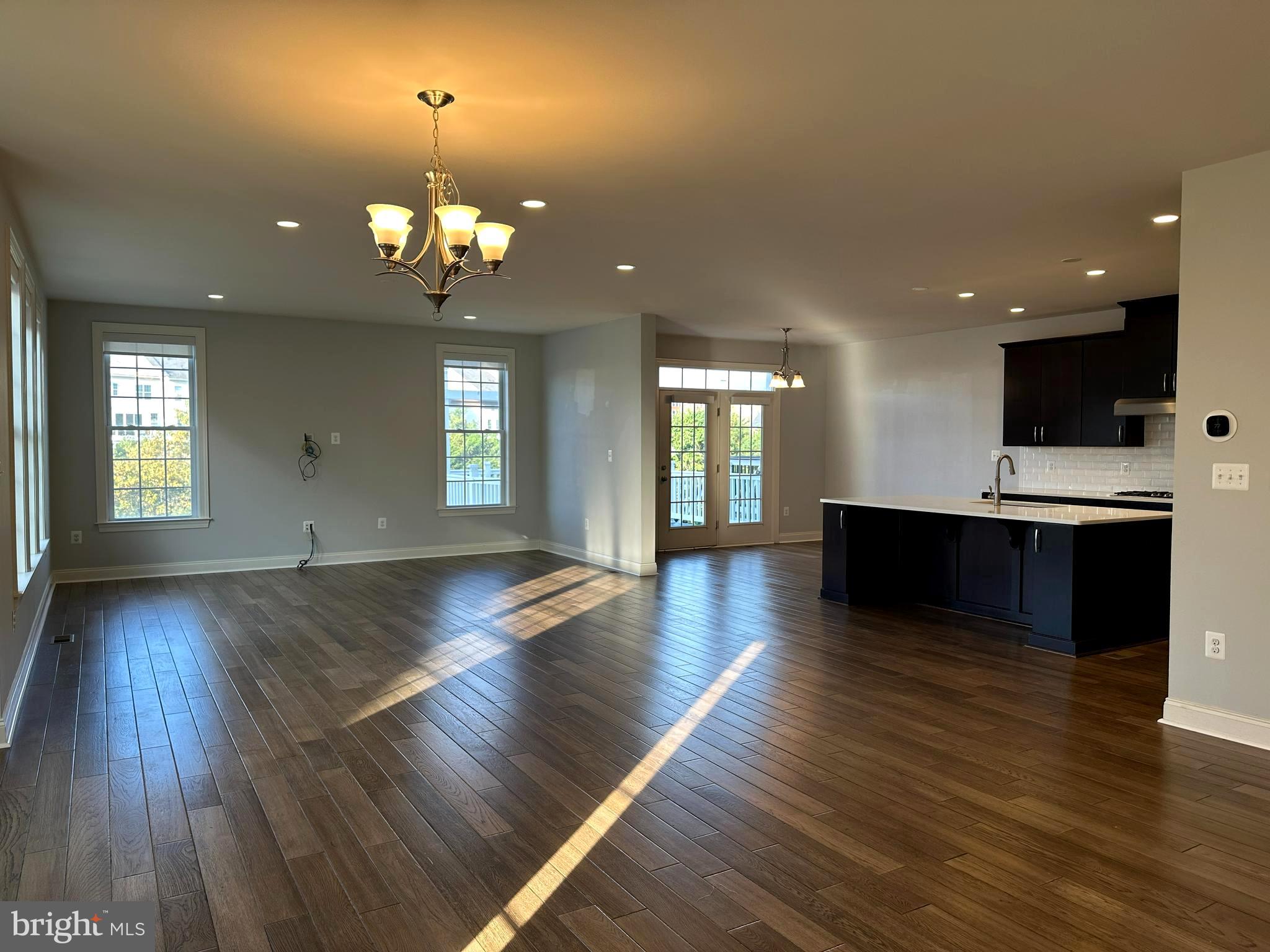 LOUDOUN VALLEY ESTATES 2 - Residential Lease