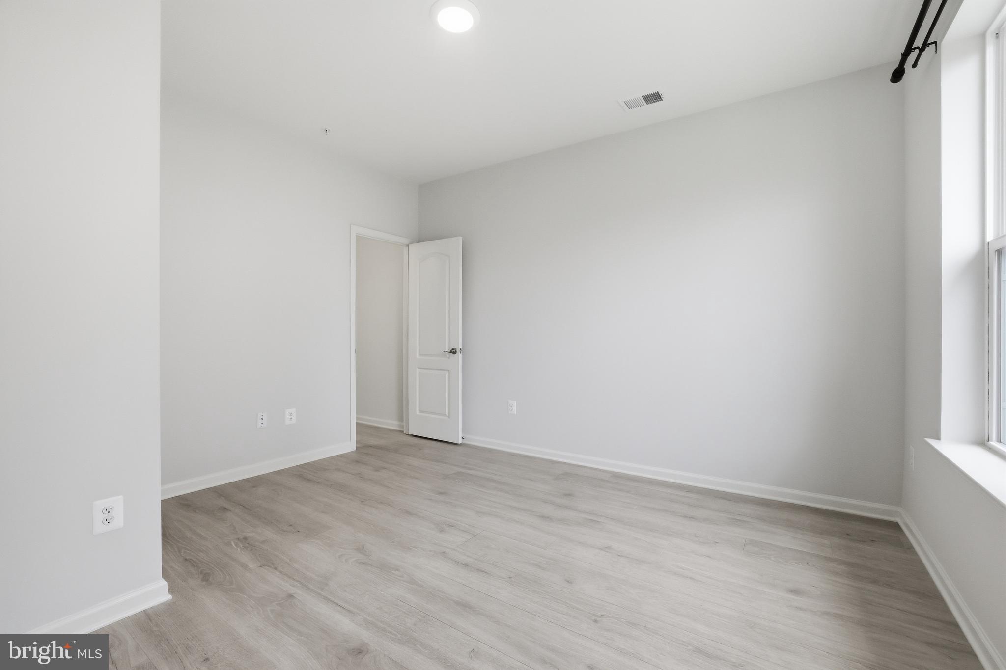 LONG GATE - Residential