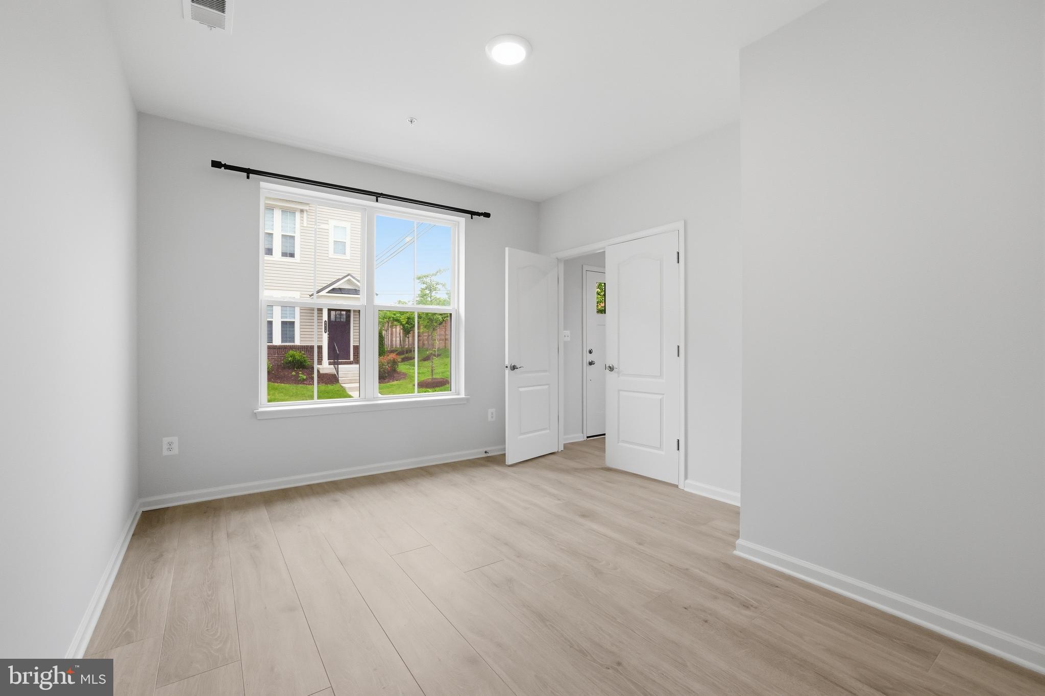 LONG GATE - Residential