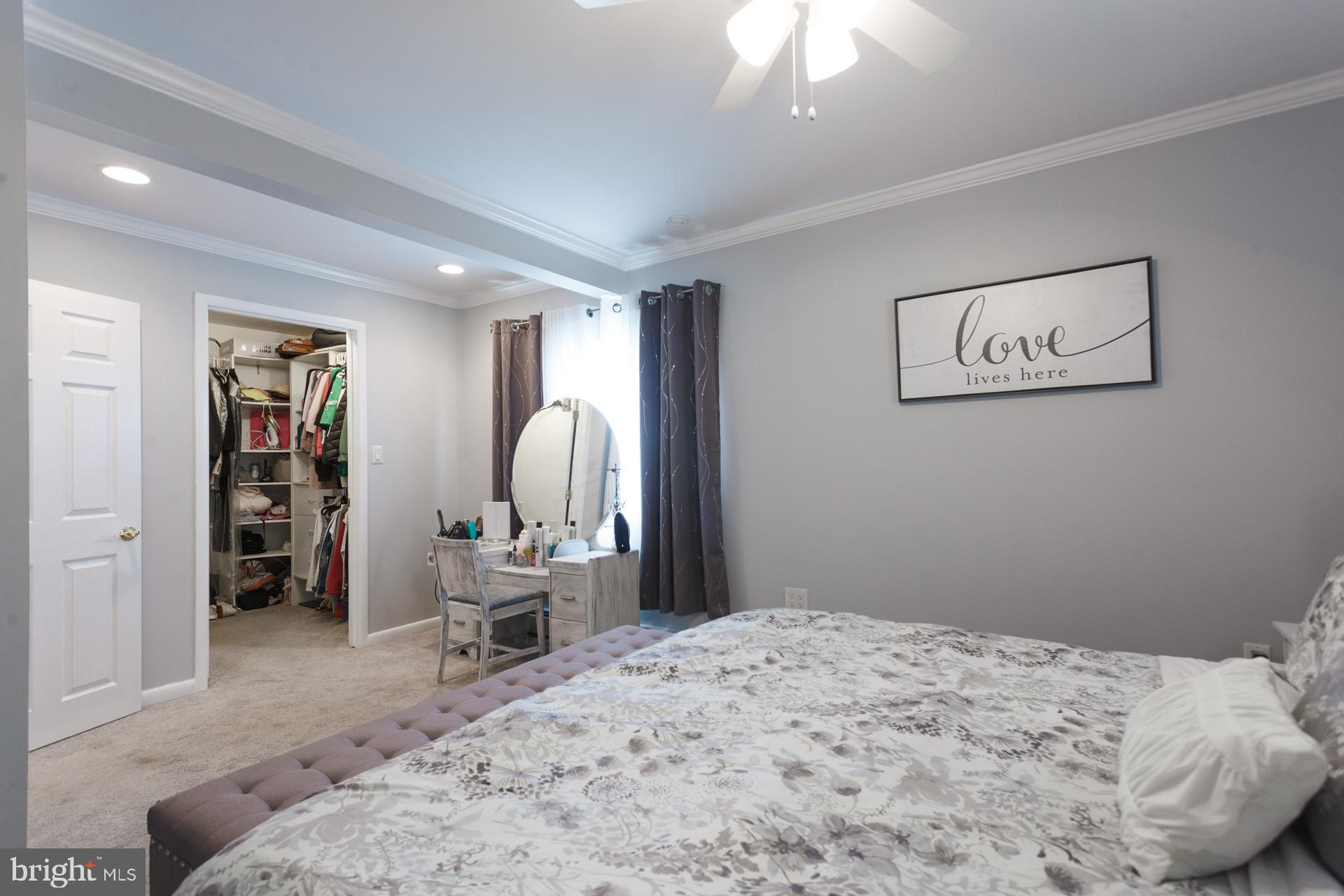 QUINCY HOLLOW - Residential