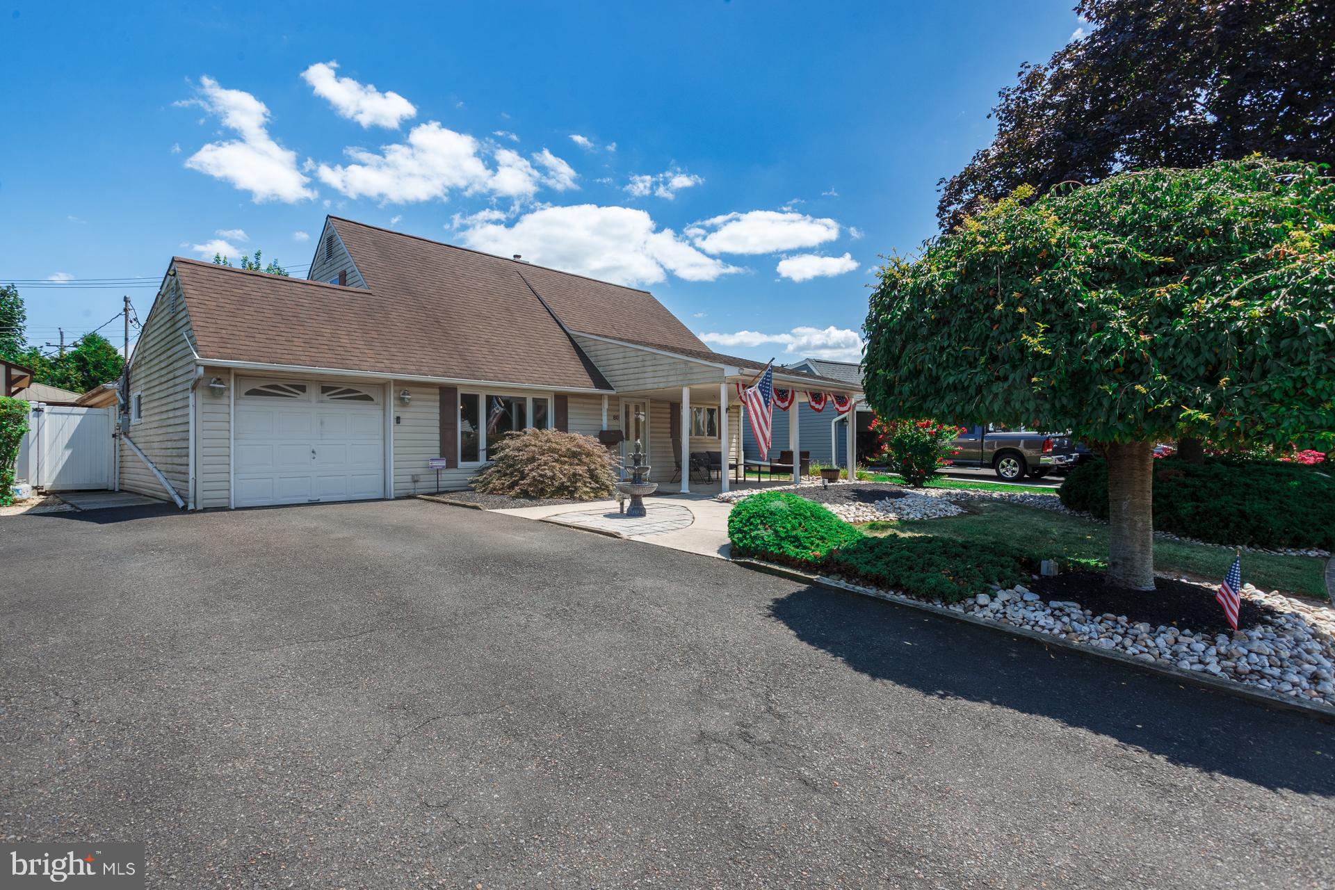 QUINCY HOLLOW - Residential