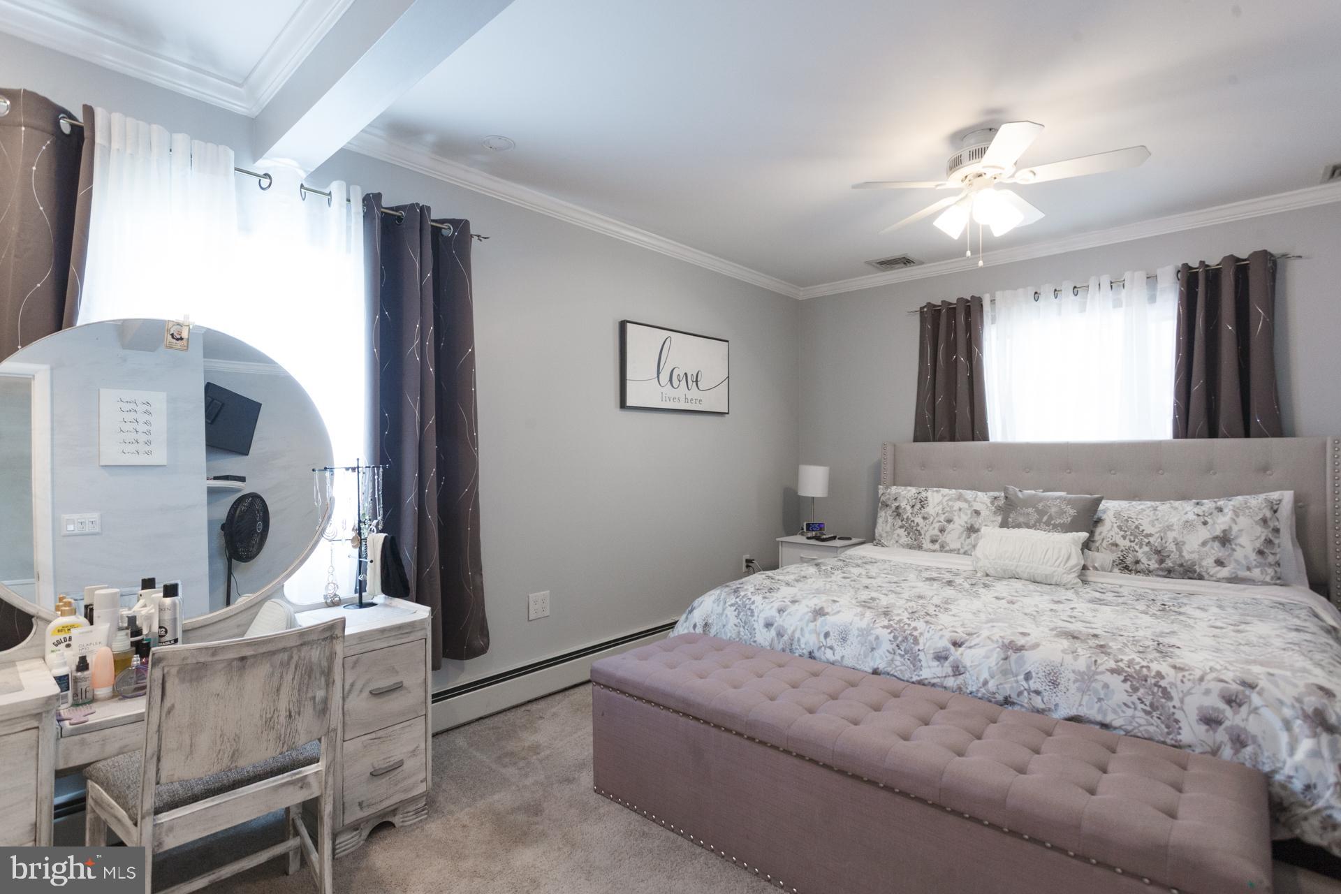 QUINCY HOLLOW - Residential