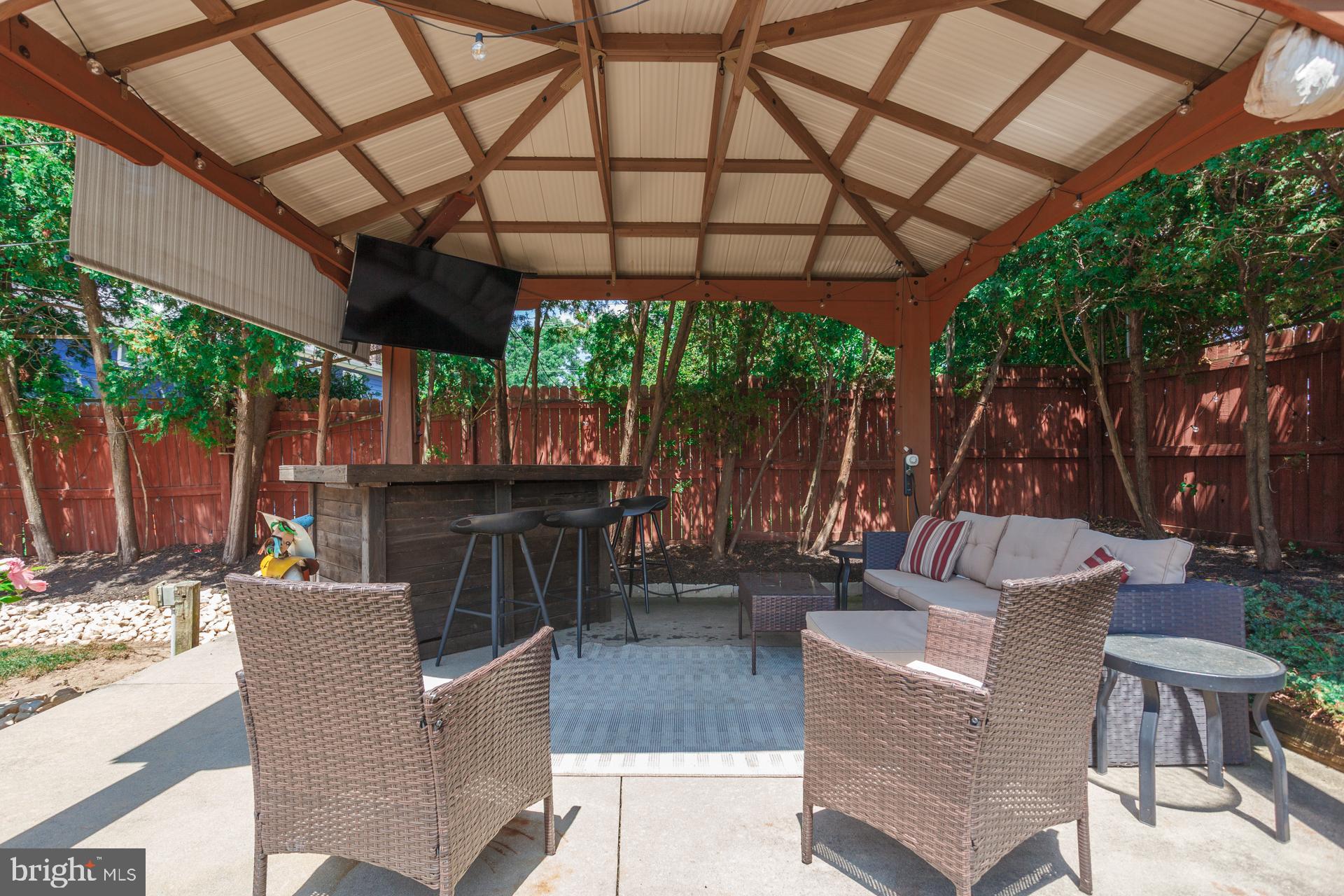 QUINCY HOLLOW - Residential