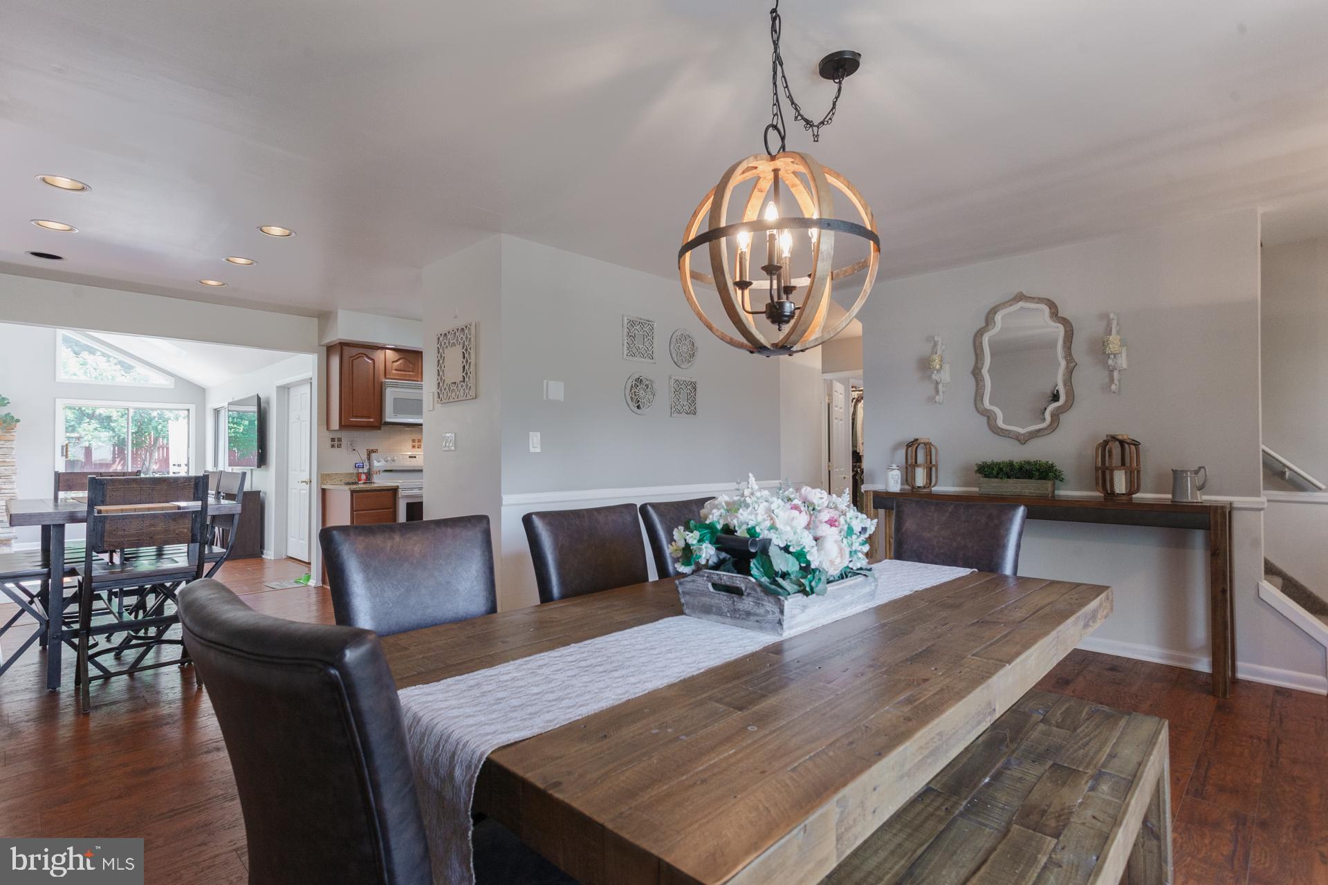 QUINCY HOLLOW - Residential