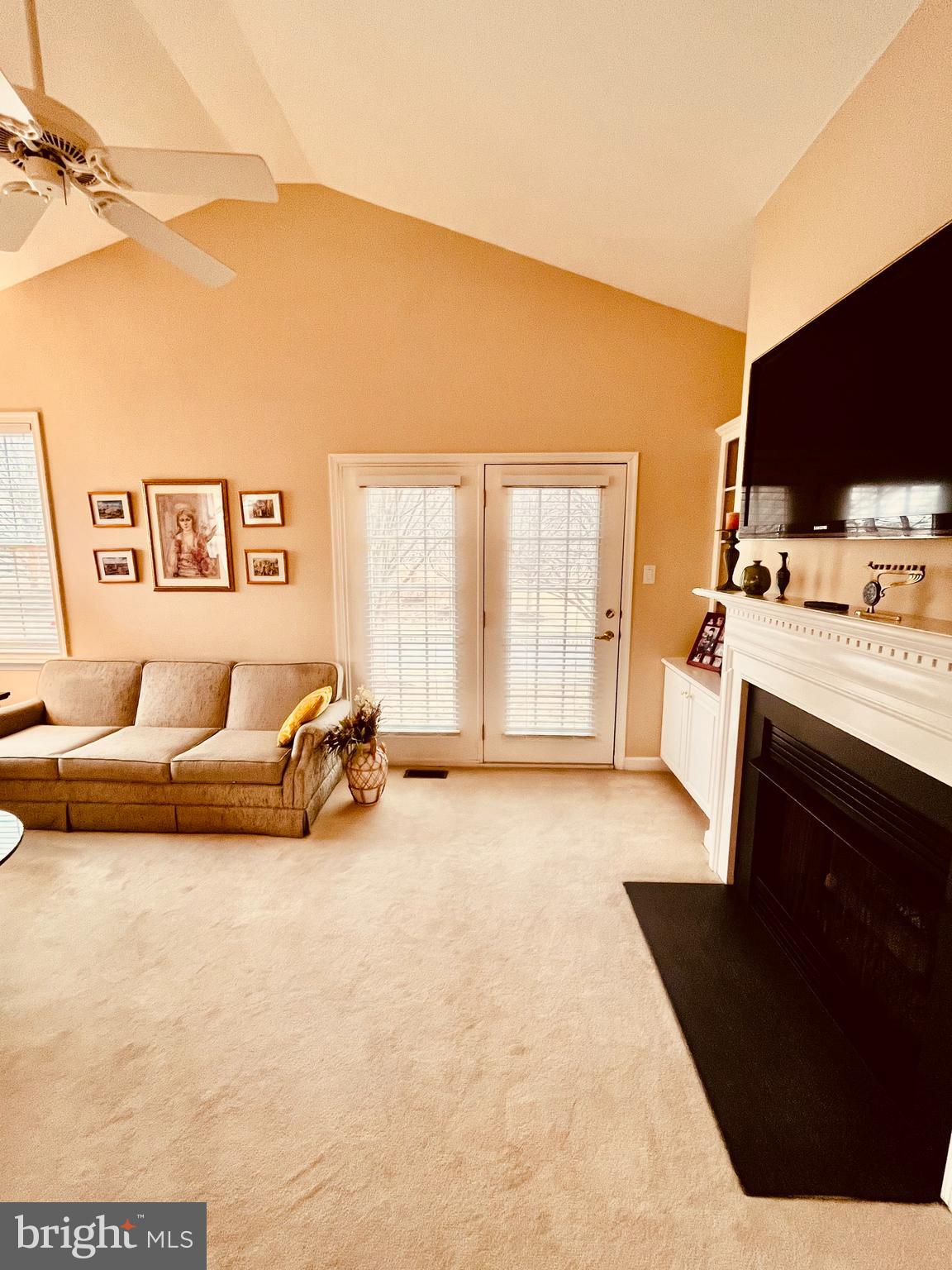 FLOWERS MILL - Residential