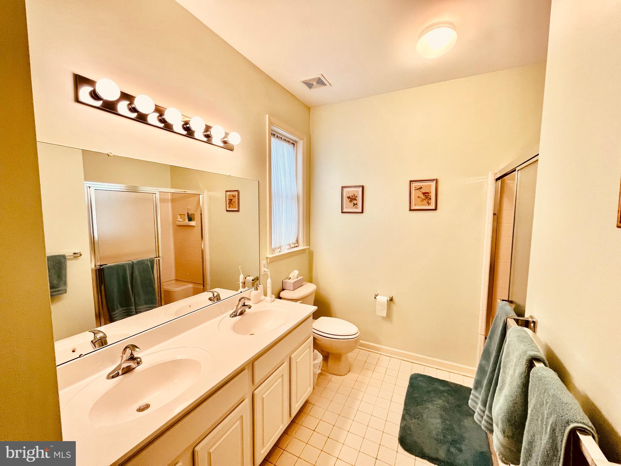 FLOWERS MILL - Residential