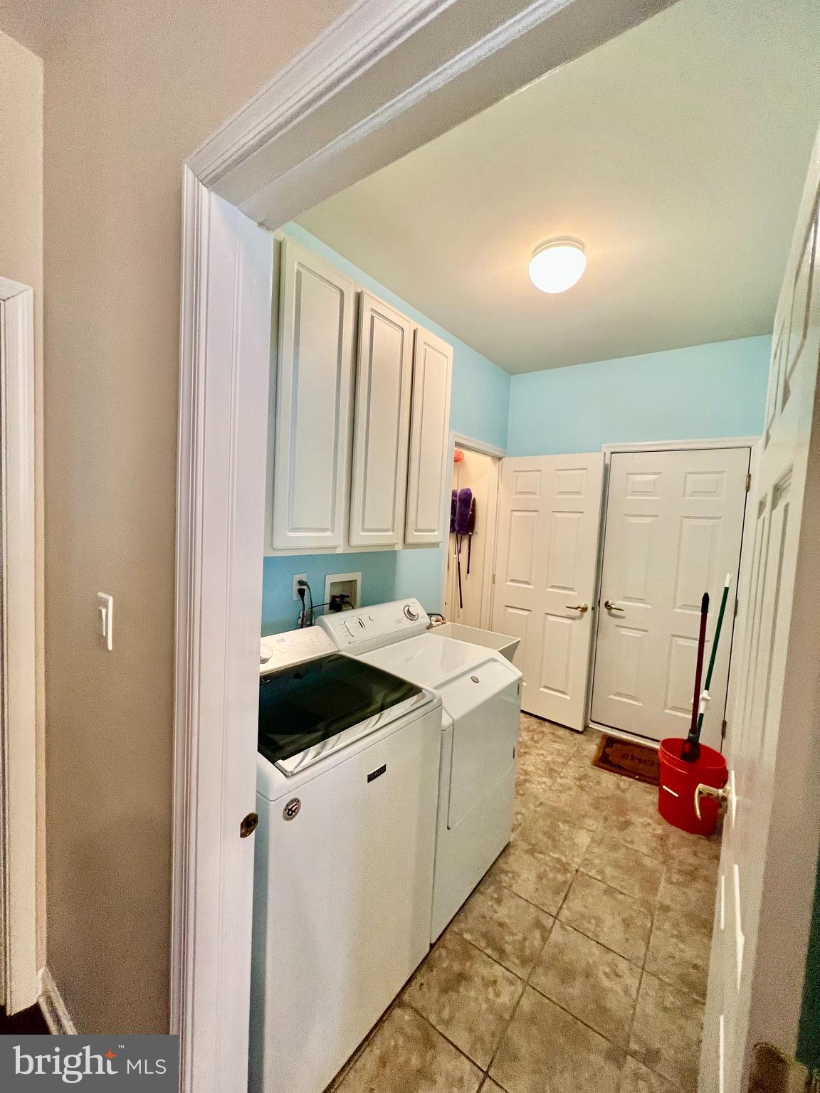 FLOWERS MILL - Residential