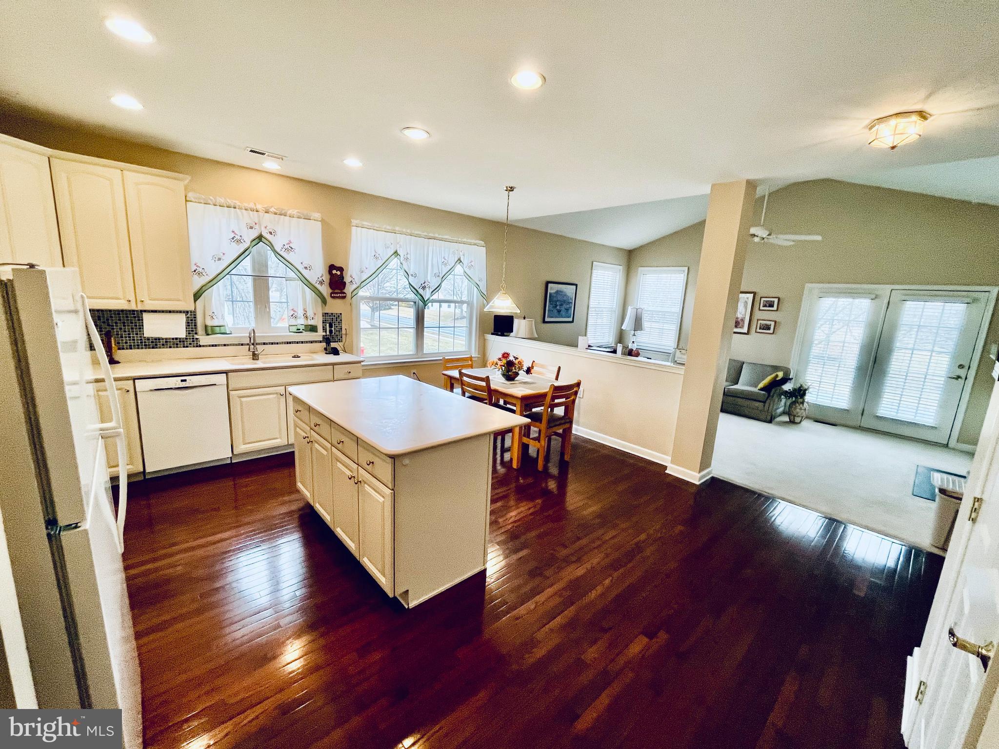 FLOWERS MILL - Residential