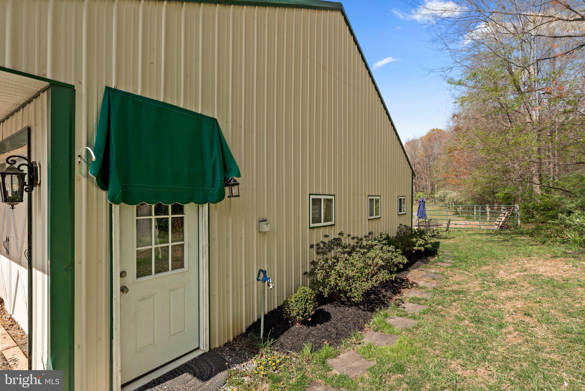 DAMASCUS OUTSIDE - Residential