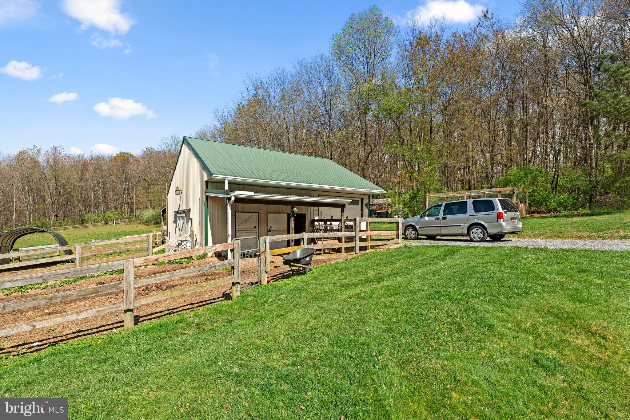 DAMASCUS OUTSIDE - Residential