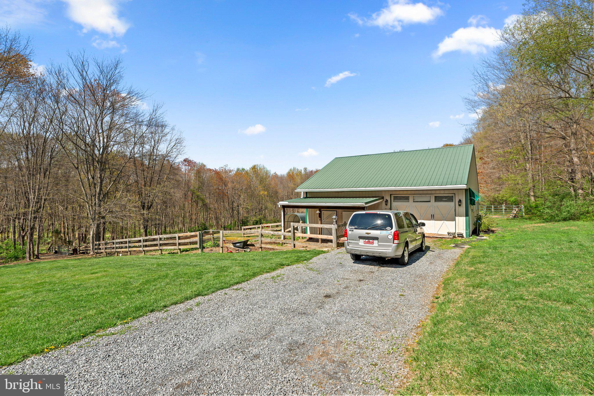 DAMASCUS OUTSIDE - Residential