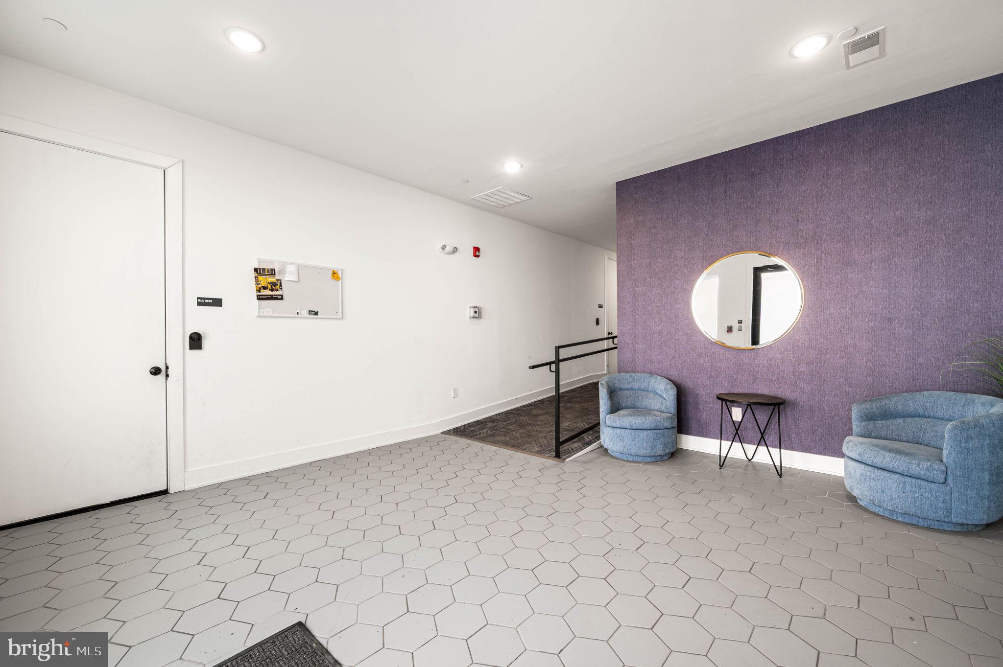 FAIRMOUNT - Residential