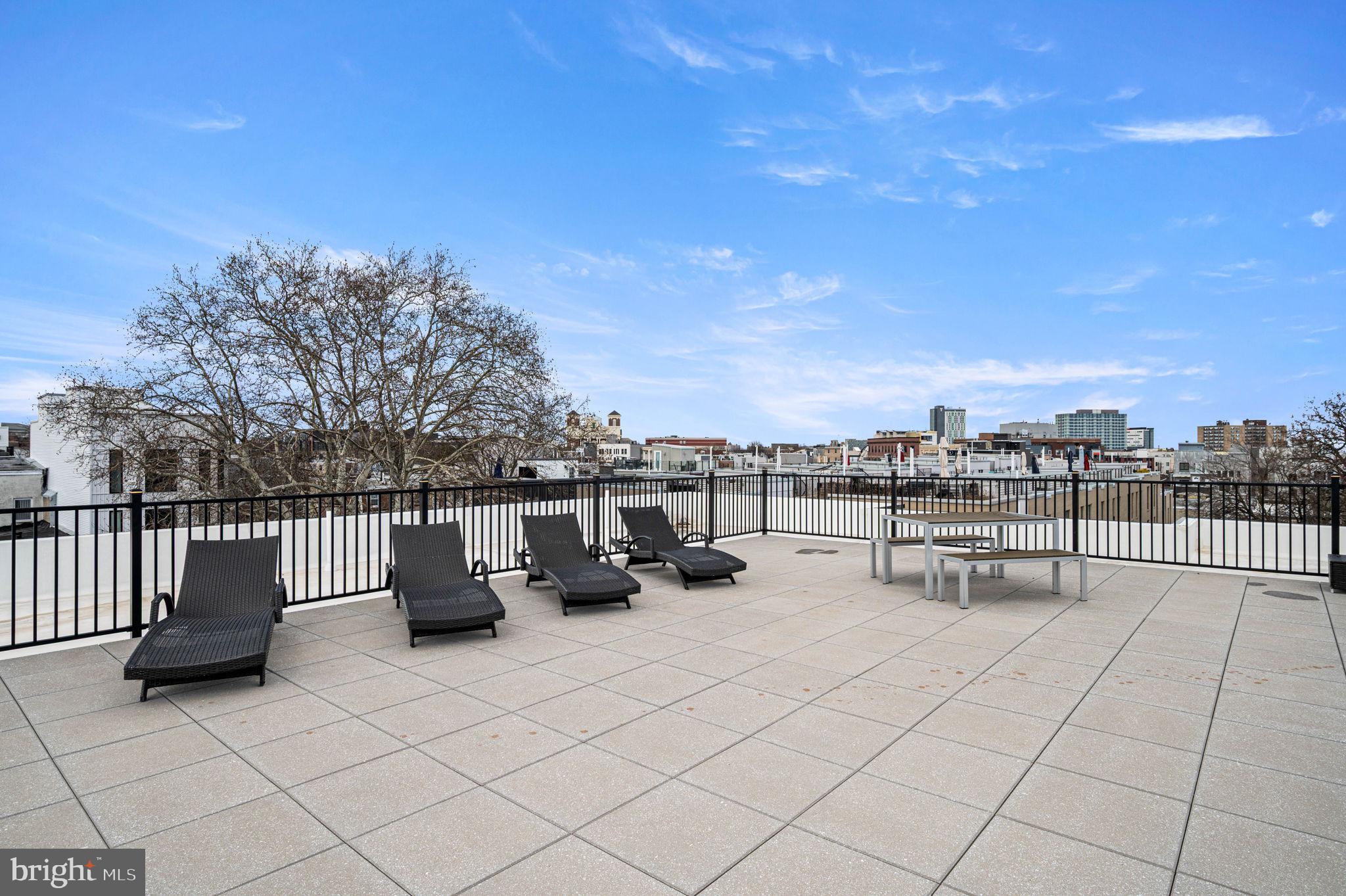 FAIRMOUNT - Residential