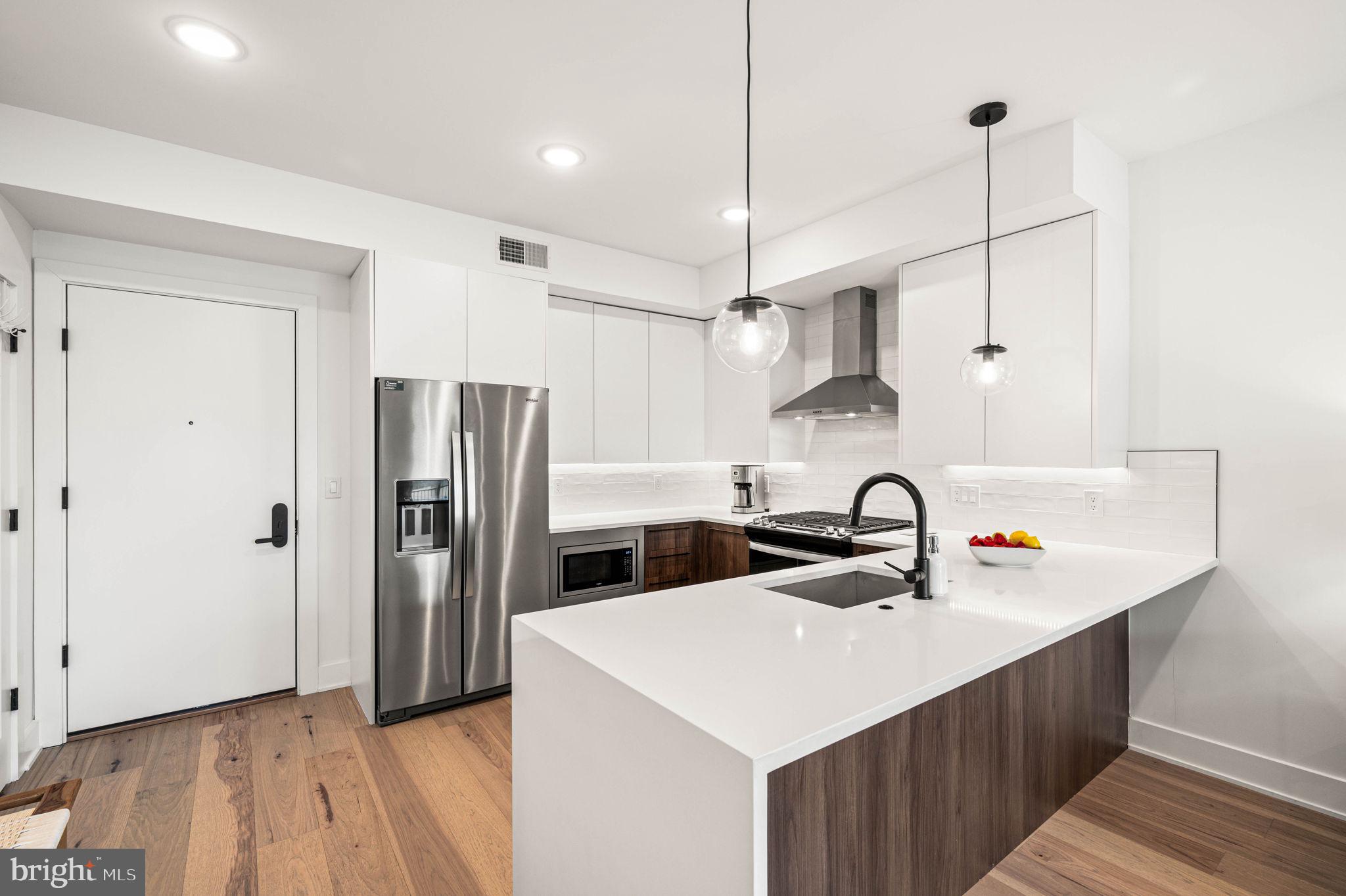 FAIRMOUNT - Residential