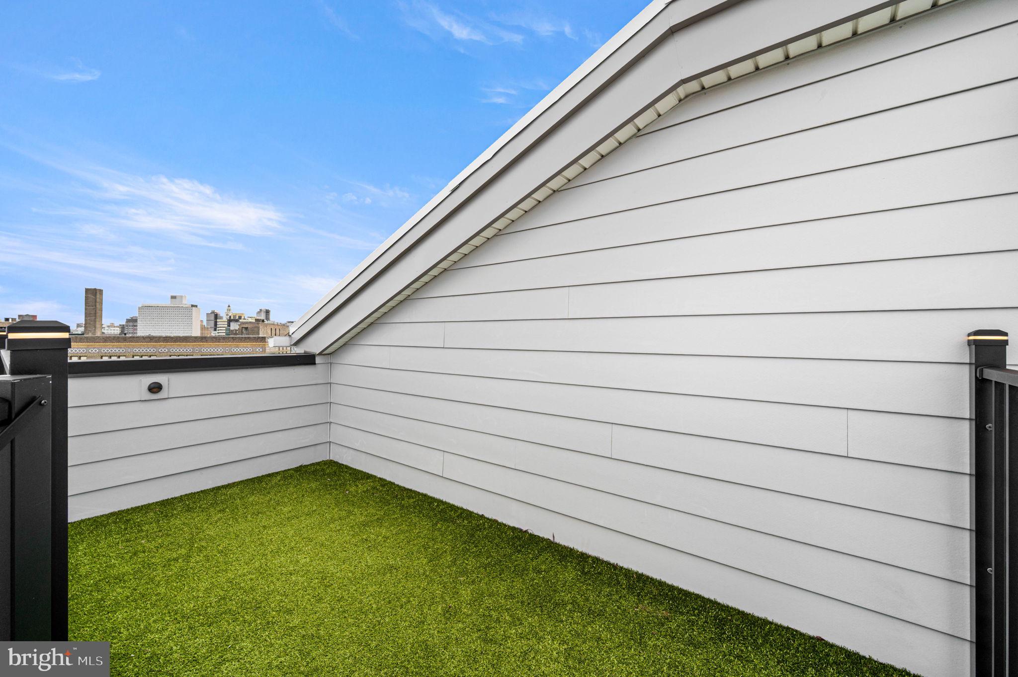 FAIRMOUNT - Residential