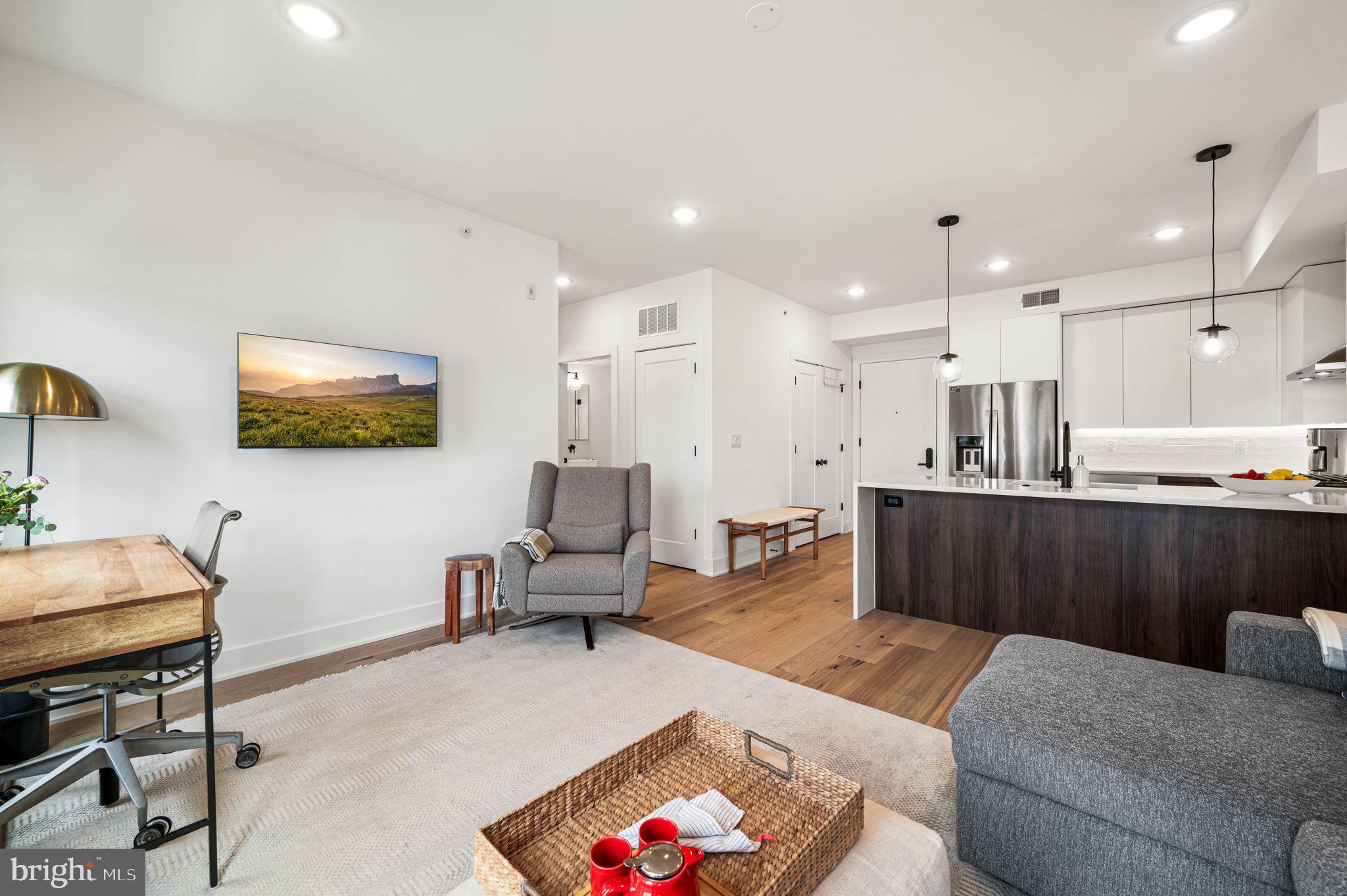 FAIRMOUNT - Residential