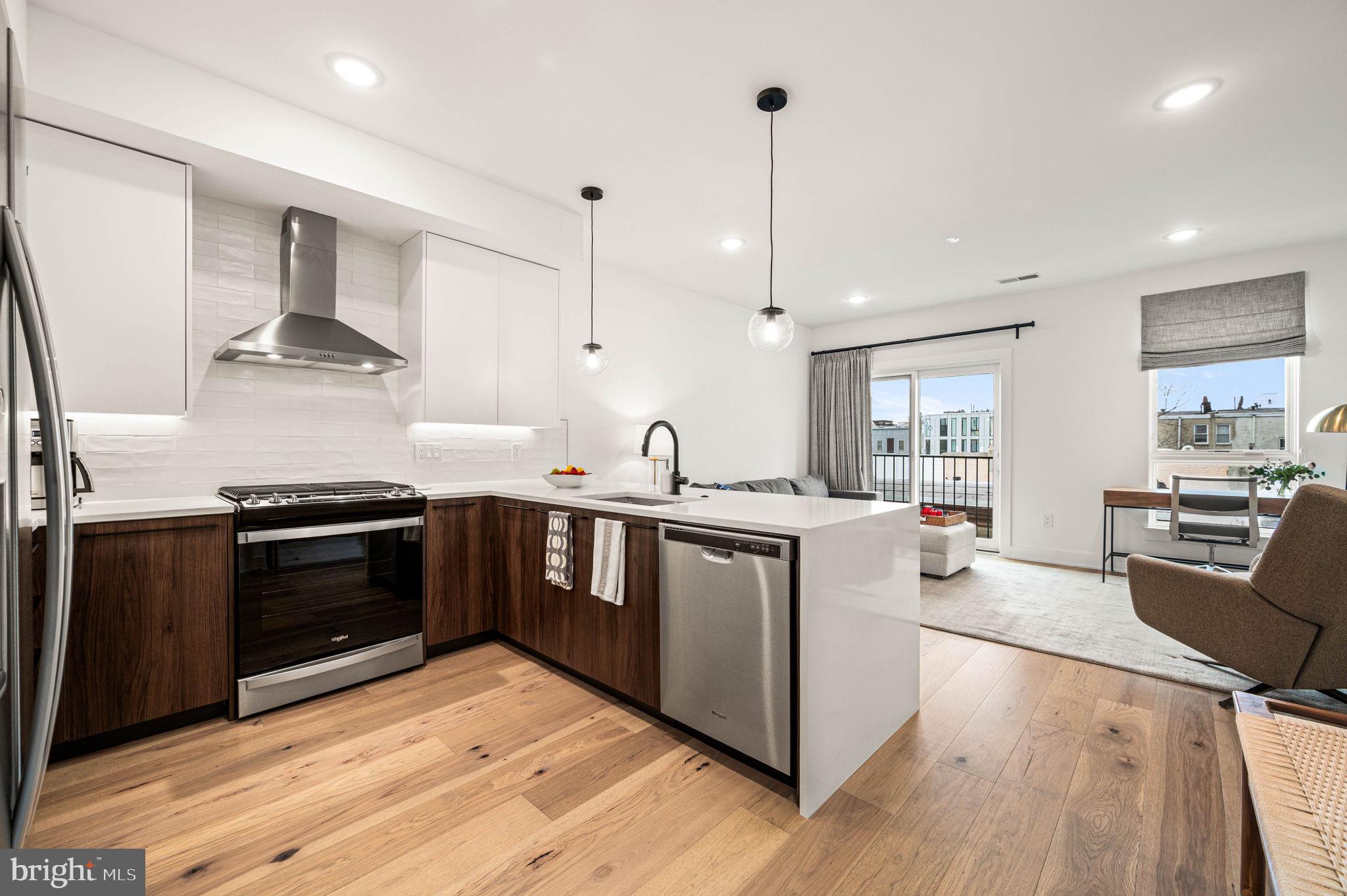 FAIRMOUNT - Residential