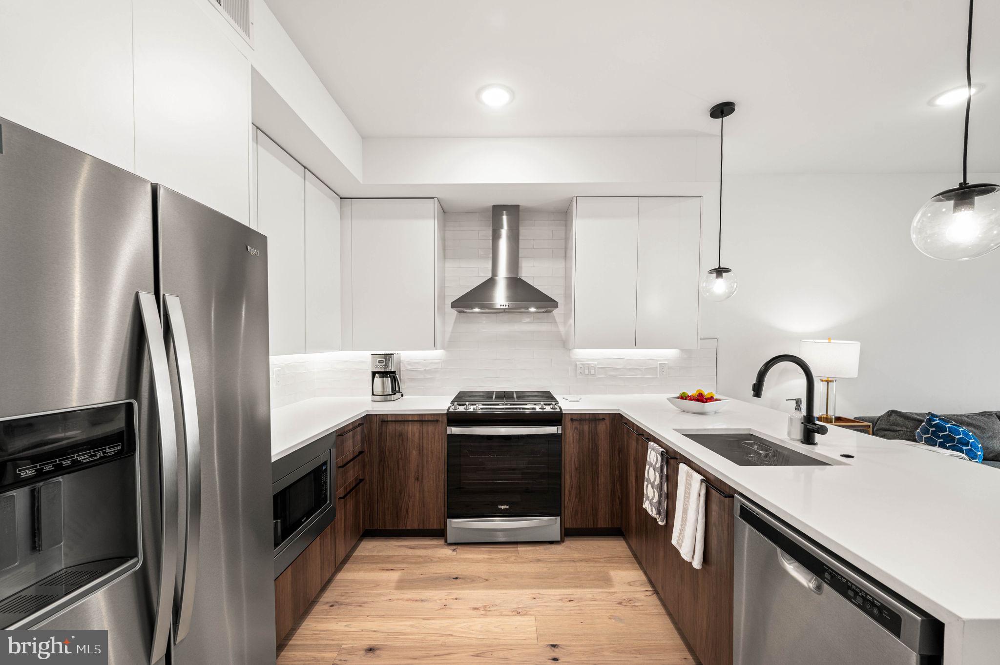 FAIRMOUNT - Residential