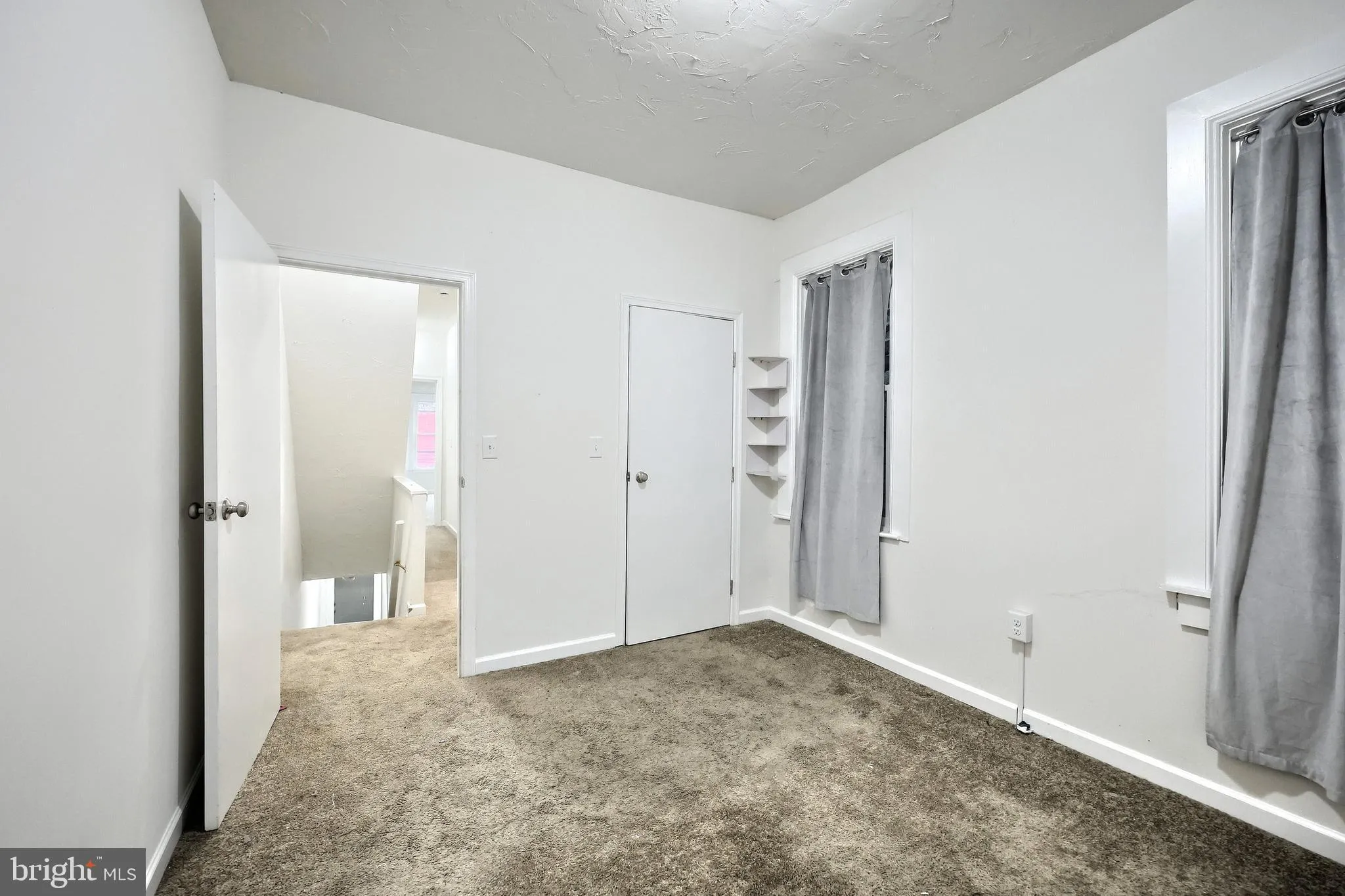 York, Pennsylvania 17403, United States, 4 Bedrooms Bedrooms, ,2 BathroomsBathrooms,Residential,Pending,133707