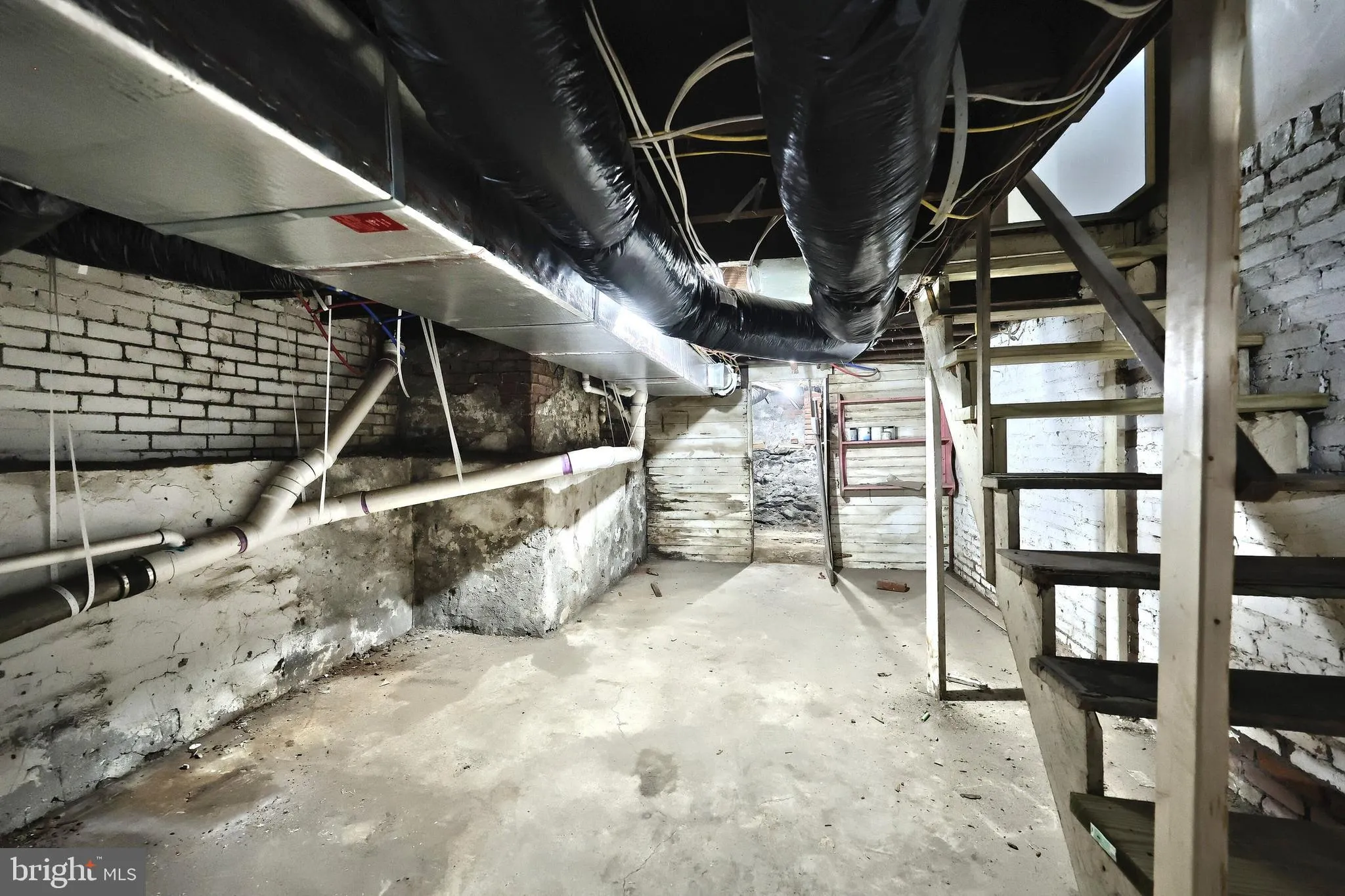 York, Pennsylvania 17403, United States, 4 Bedrooms Bedrooms, ,2 BathroomsBathrooms,Residential,Pending,133707