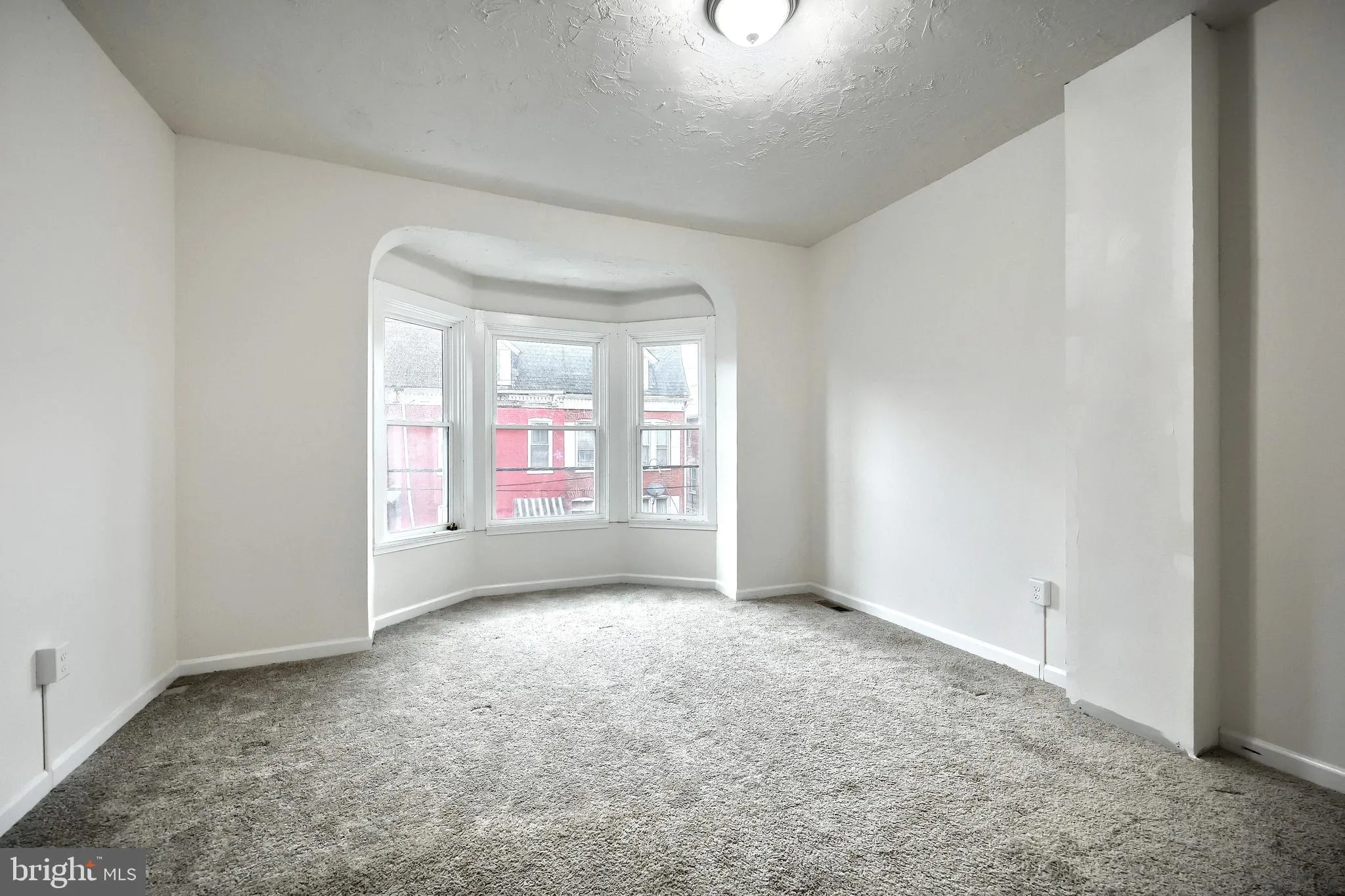 York, Pennsylvania 17403, United States, 4 Bedrooms Bedrooms, ,2 BathroomsBathrooms,Residential,Pending,133707