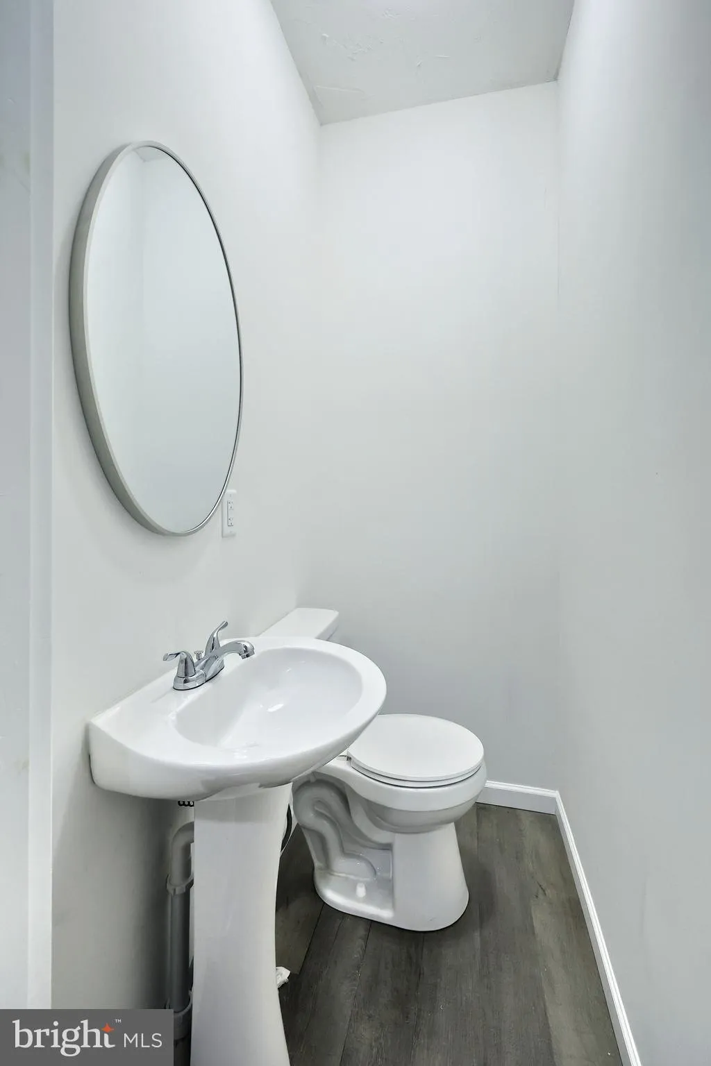 York, Pennsylvania 17403, United States, 4 Bedrooms Bedrooms, ,2 BathroomsBathrooms,Residential,Pending,133707