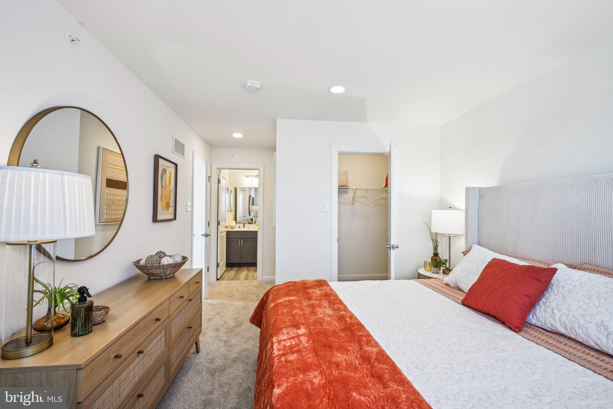 ARBOR PLACE - Residential