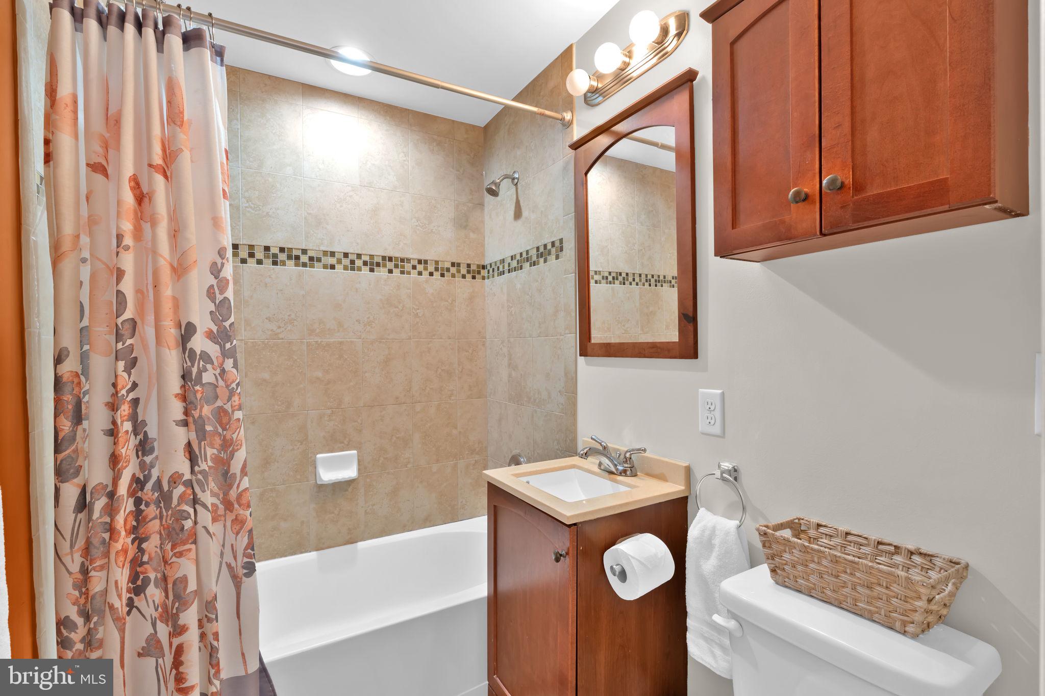 RIVERSIDE - Residential