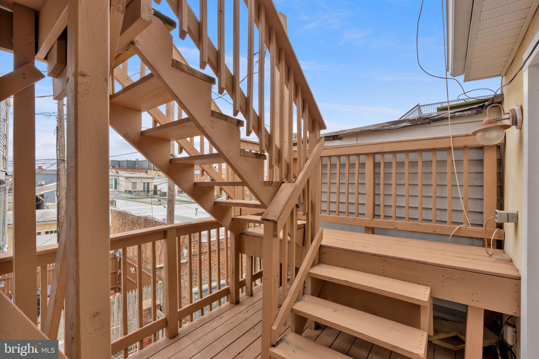 RIVERSIDE - Residential