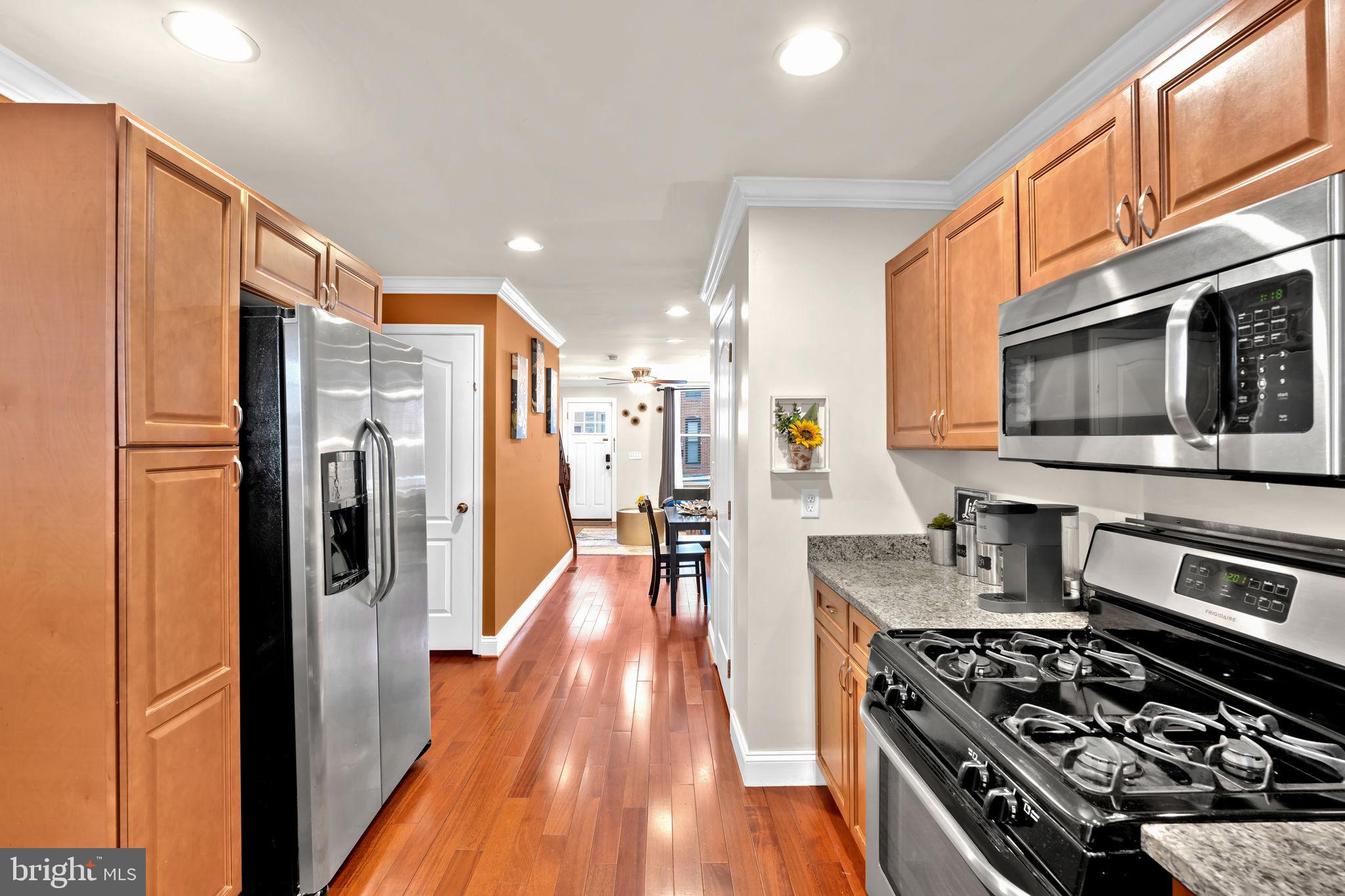 RIVERSIDE - Residential