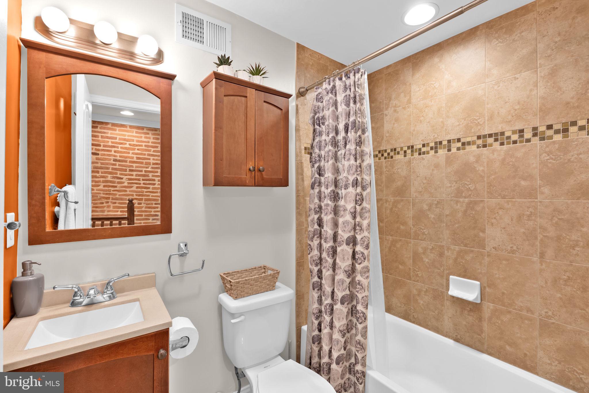 RIVERSIDE - Residential