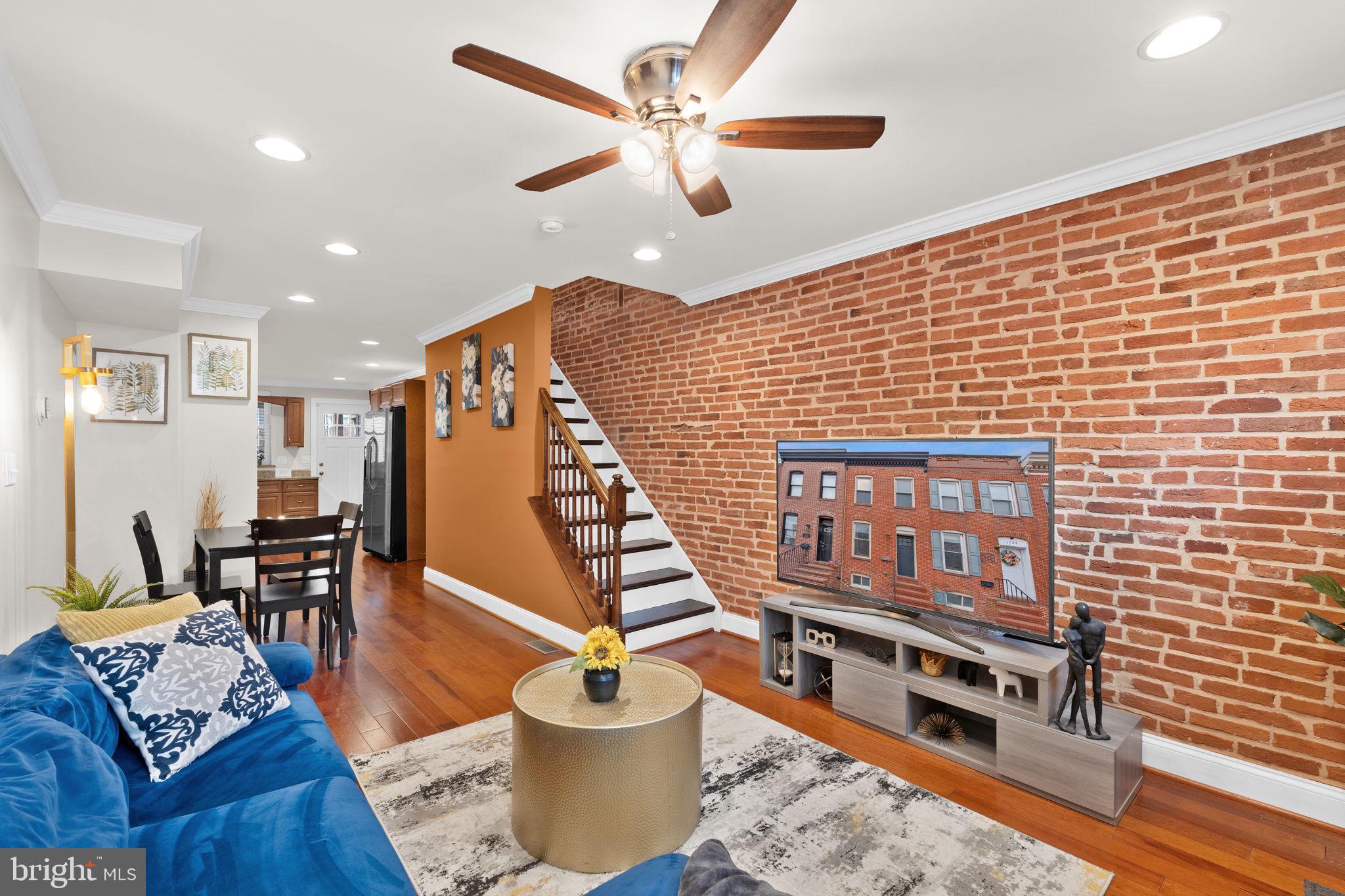 RIVERSIDE - Residential