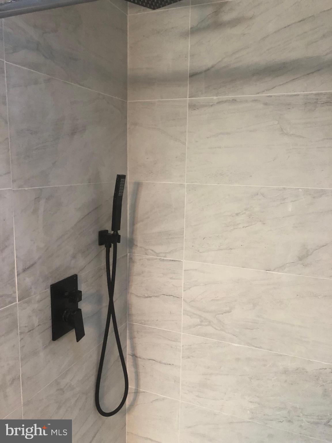 BELLS CORNER - Residential