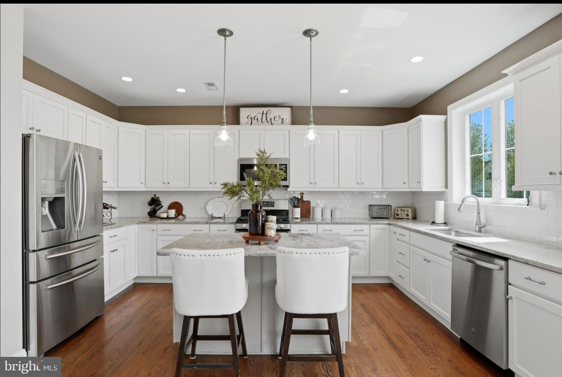 WHITEMARSH STATION - Residential