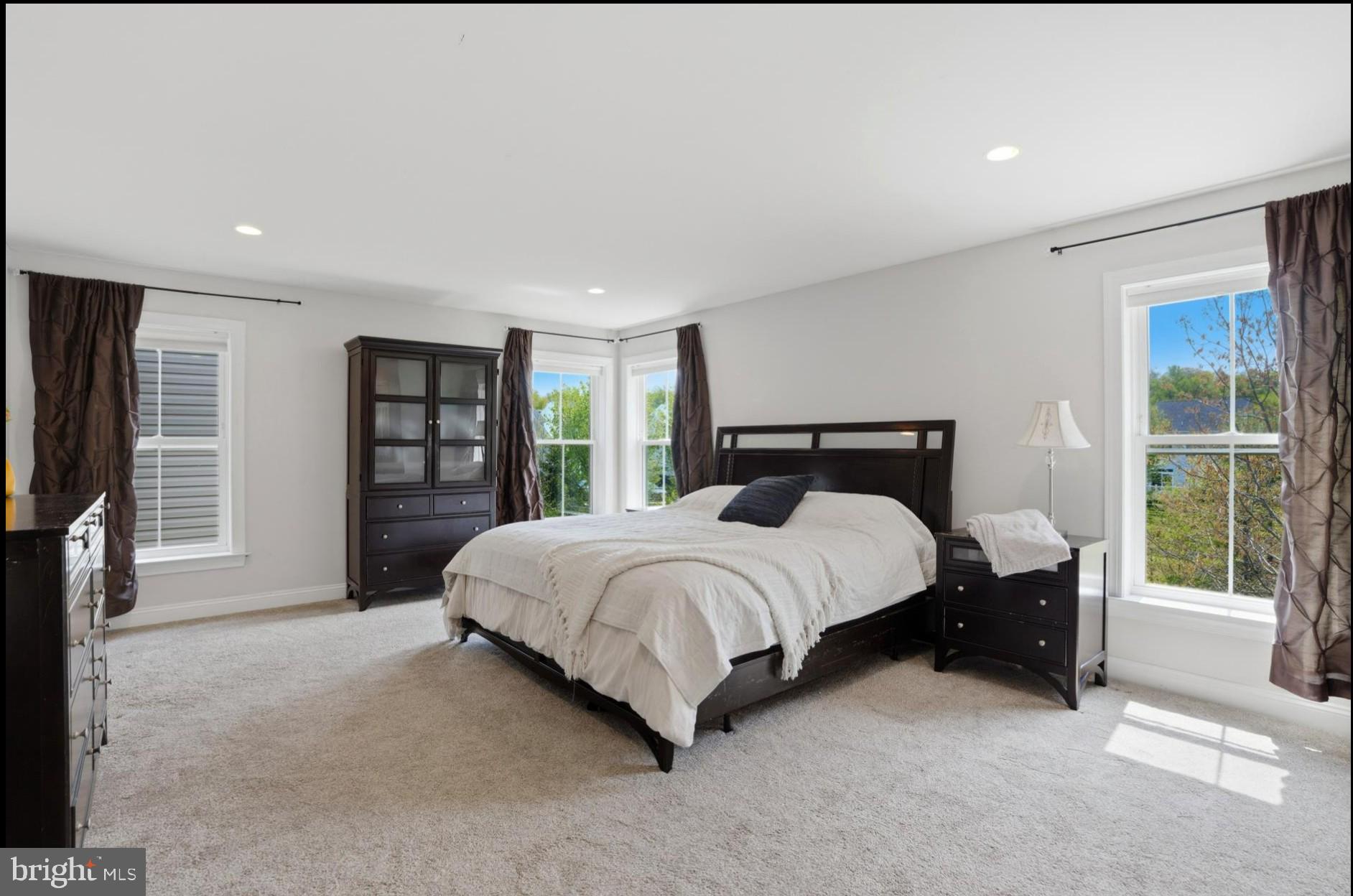 WHITEMARSH STATION - Residential