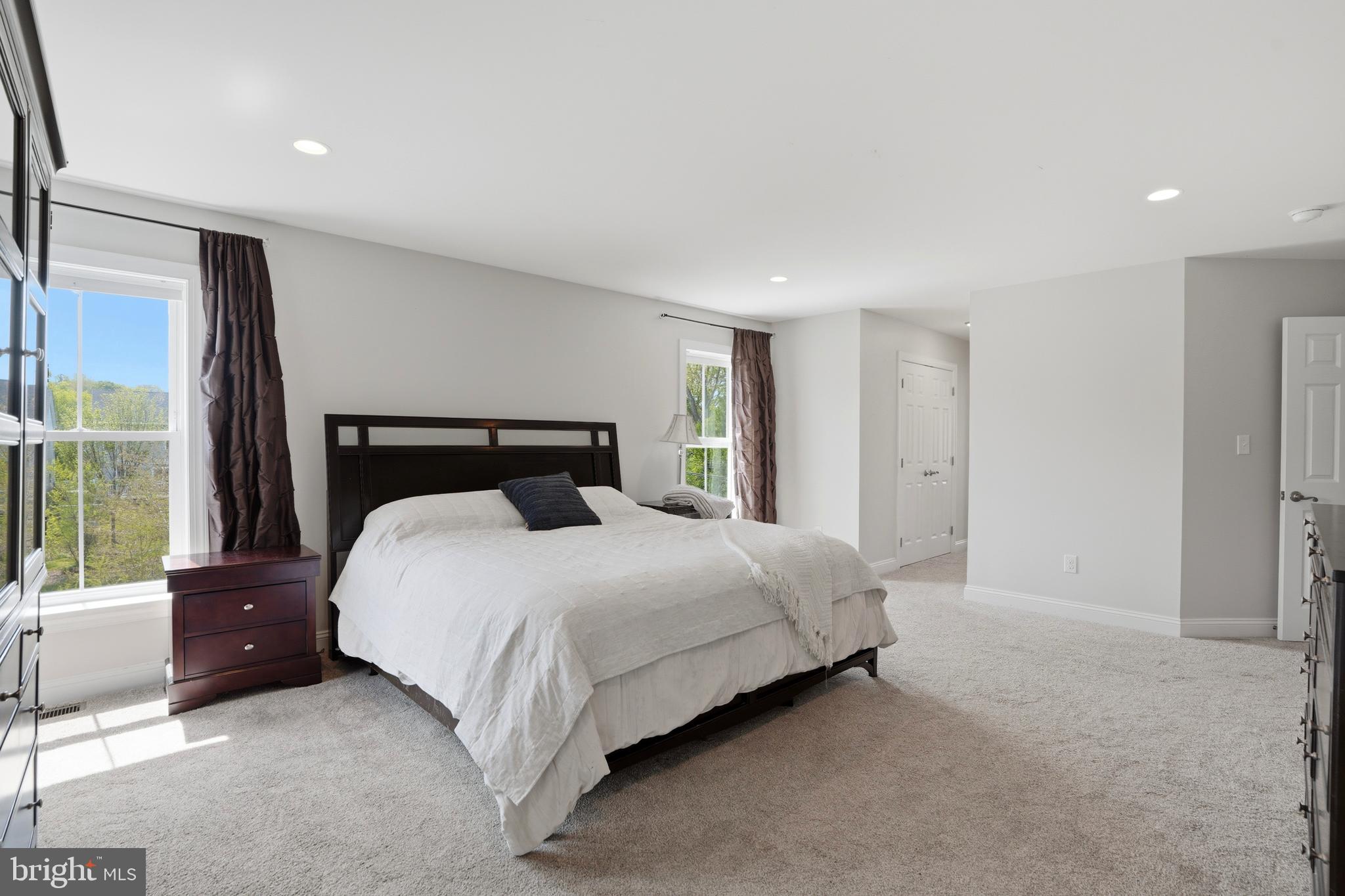 WHITEMARSH STATION - Residential