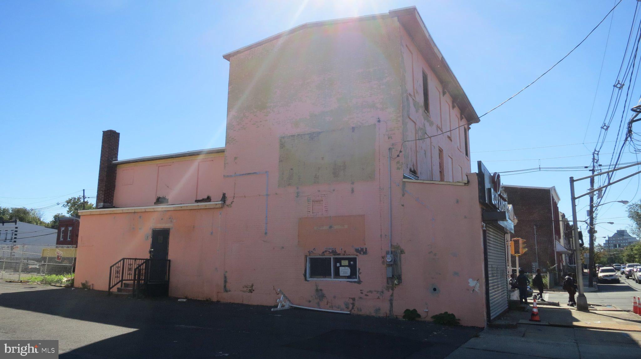 801 E STATE STREET -803