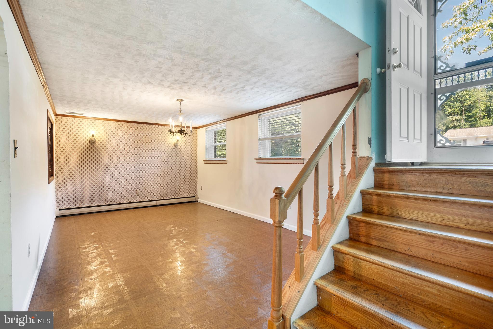 13203 HILLENDALE DRIVE